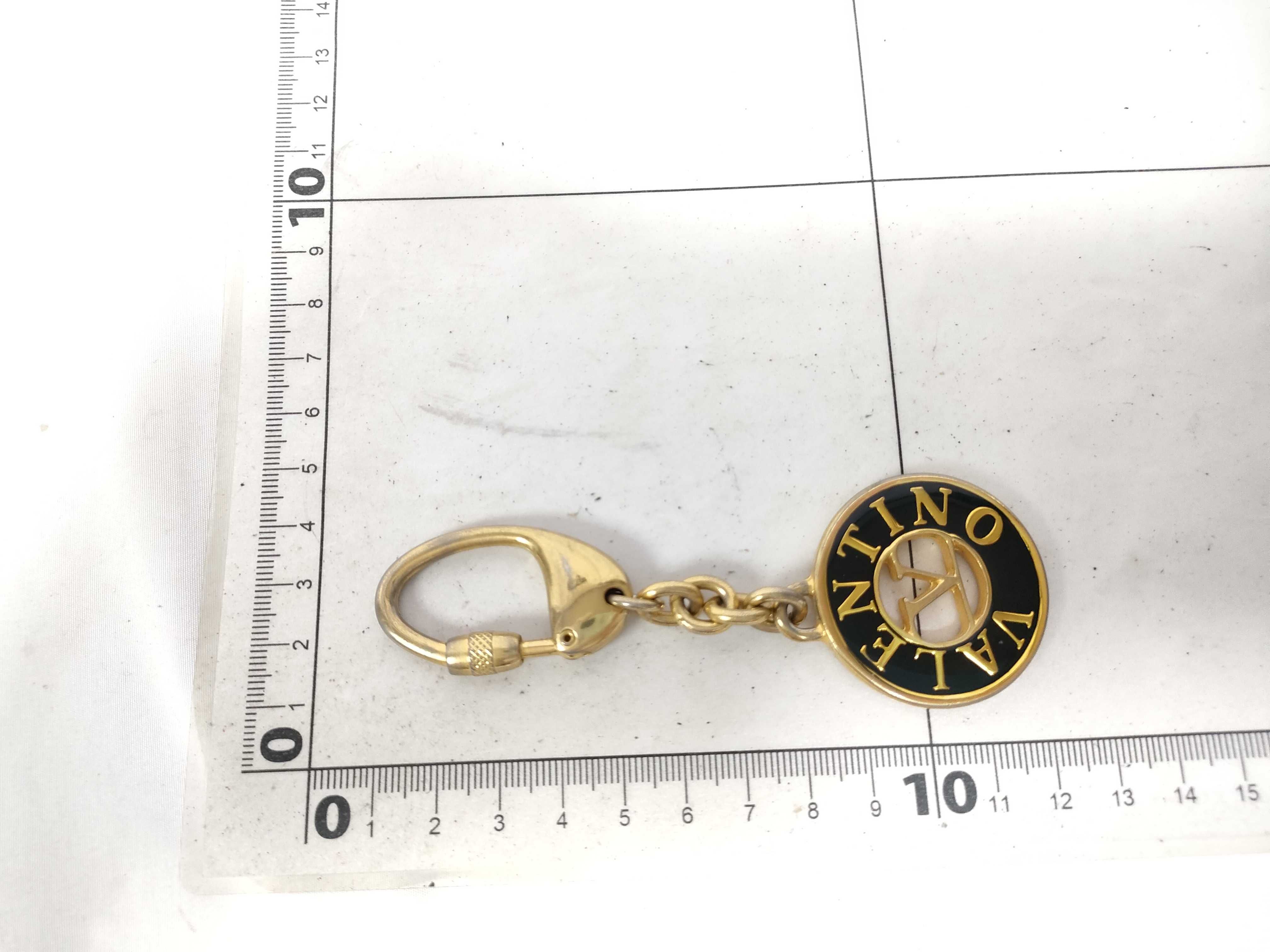Keychain Keyring Circle Logo Black Gold Key Case/Keychain — view 8