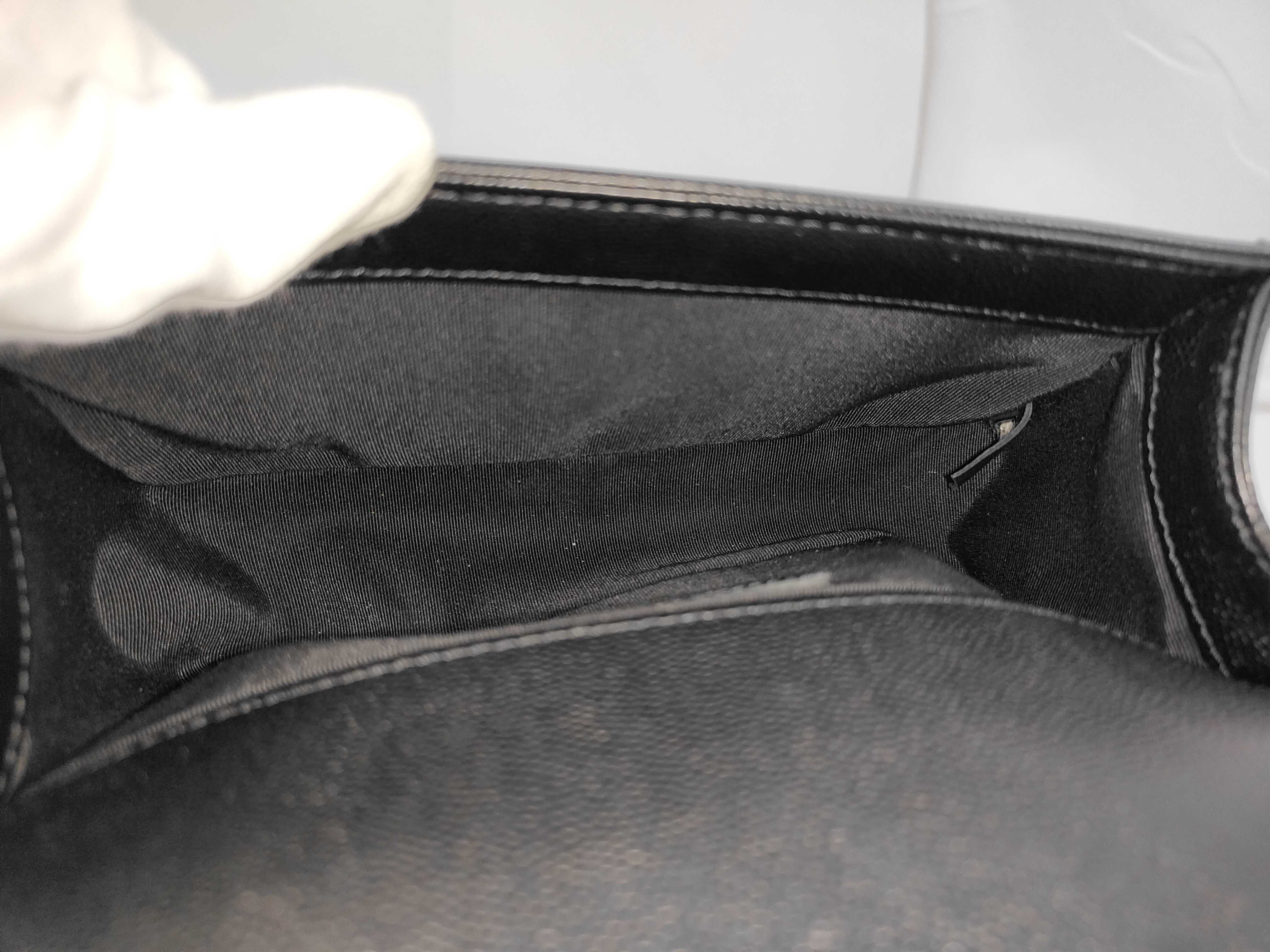 Boy Chanel caviar skin shoulder bag — view 8