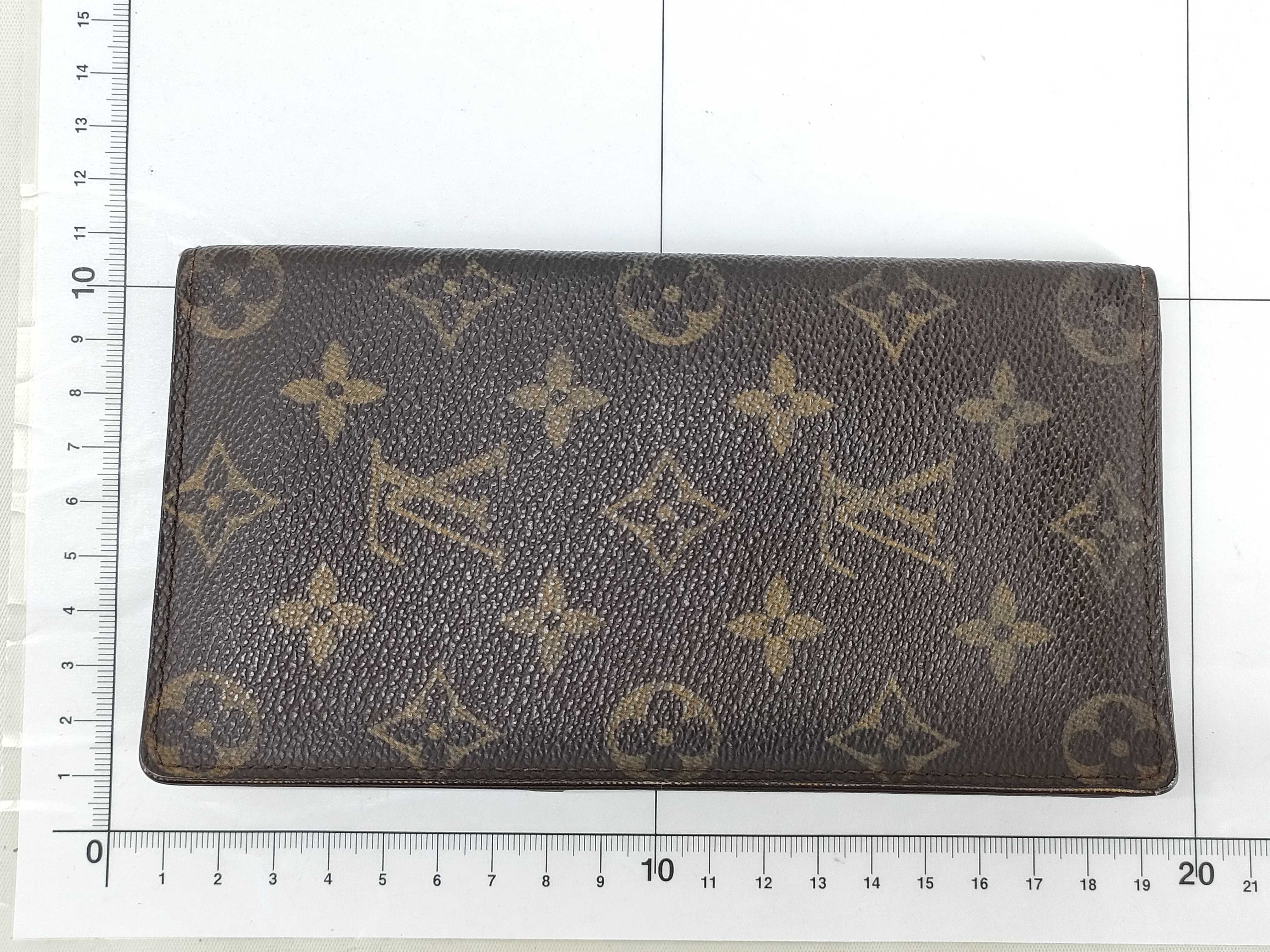 Monogram LV Monogram Porto Cult Credit Billfold — view 2
