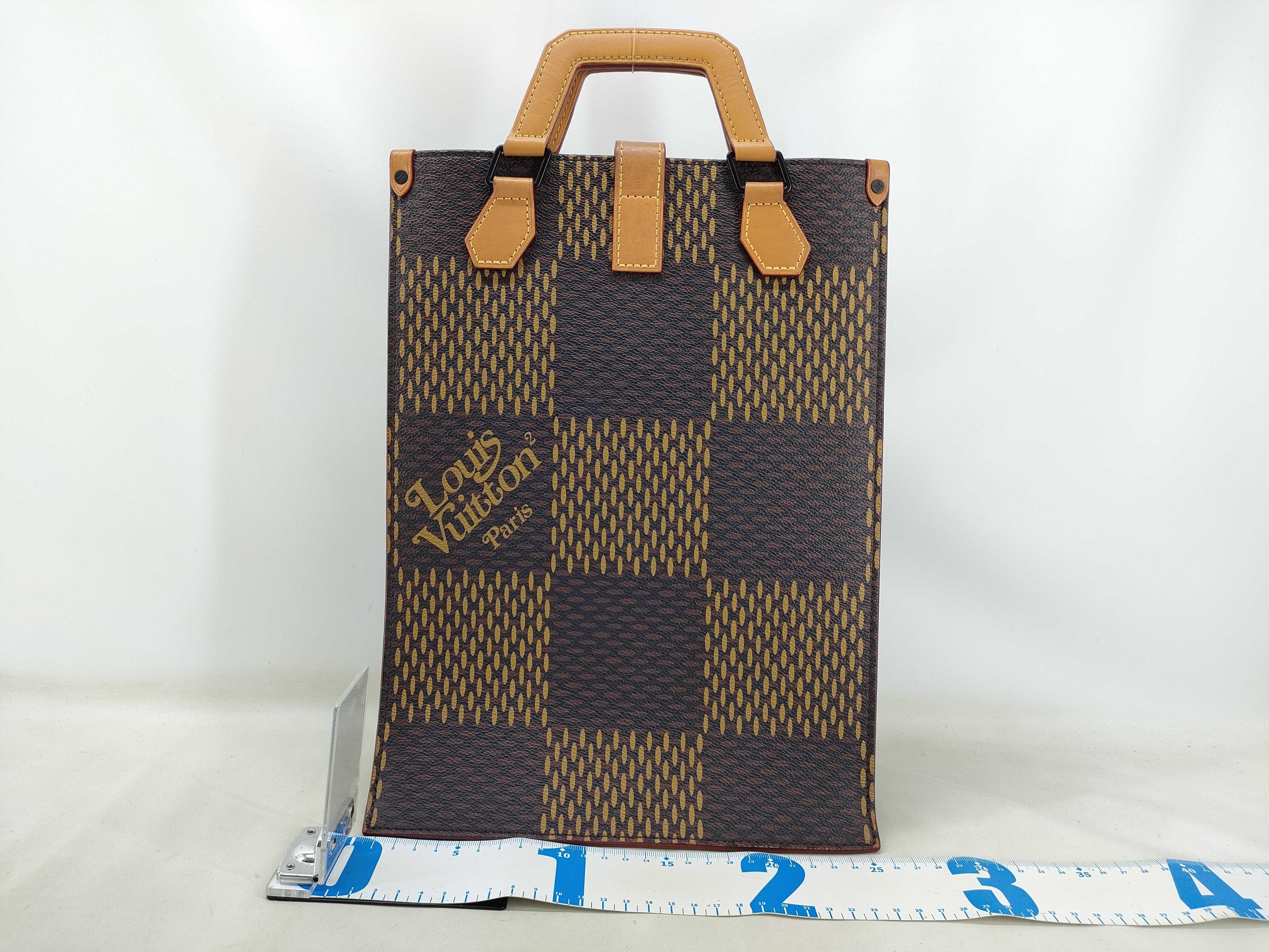 Damier Louis Vuitton NIGO Damier Tote Bag — view 2