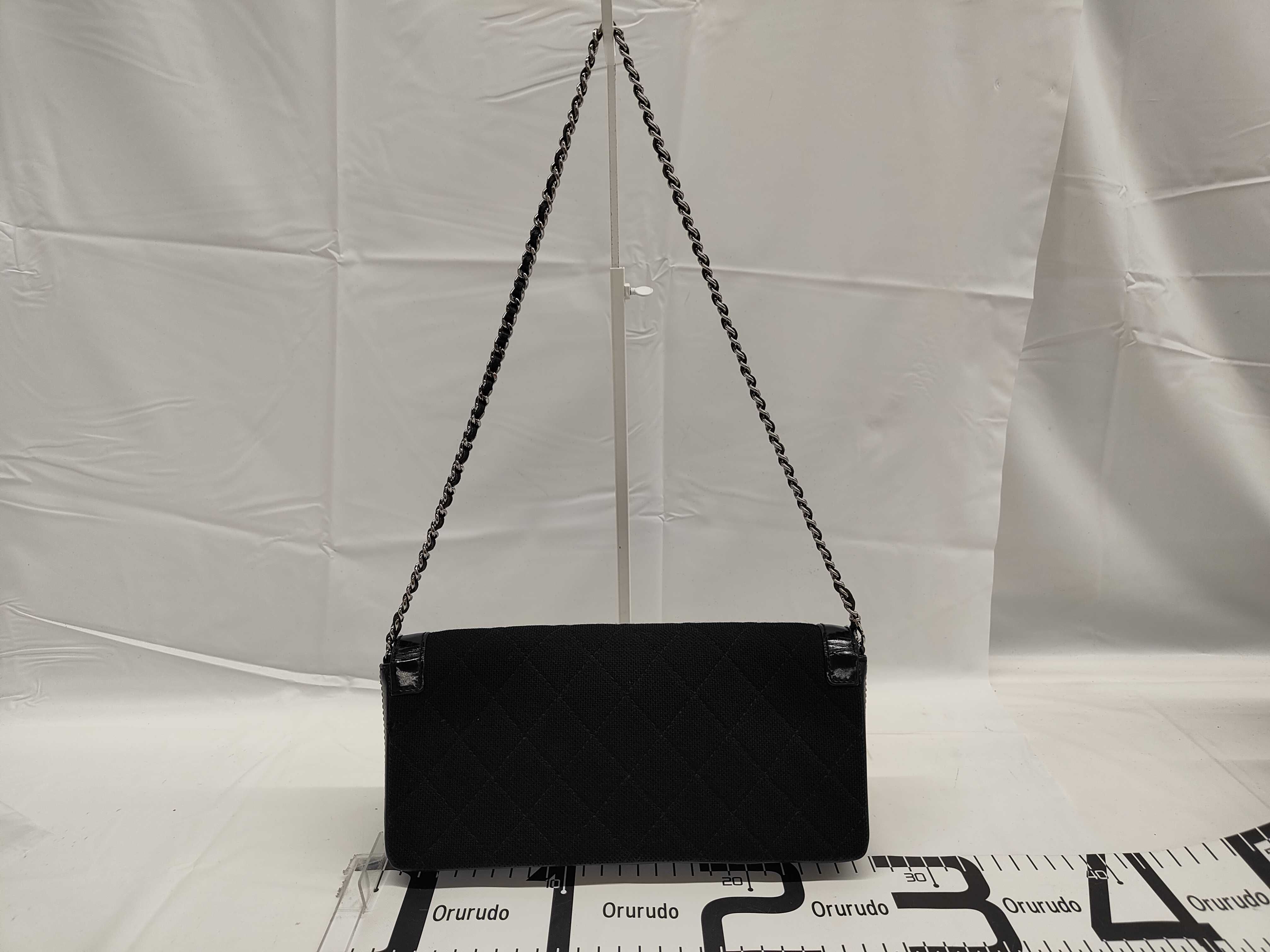 Matelassé Cylinder Chain Shoulder Bag — view 2