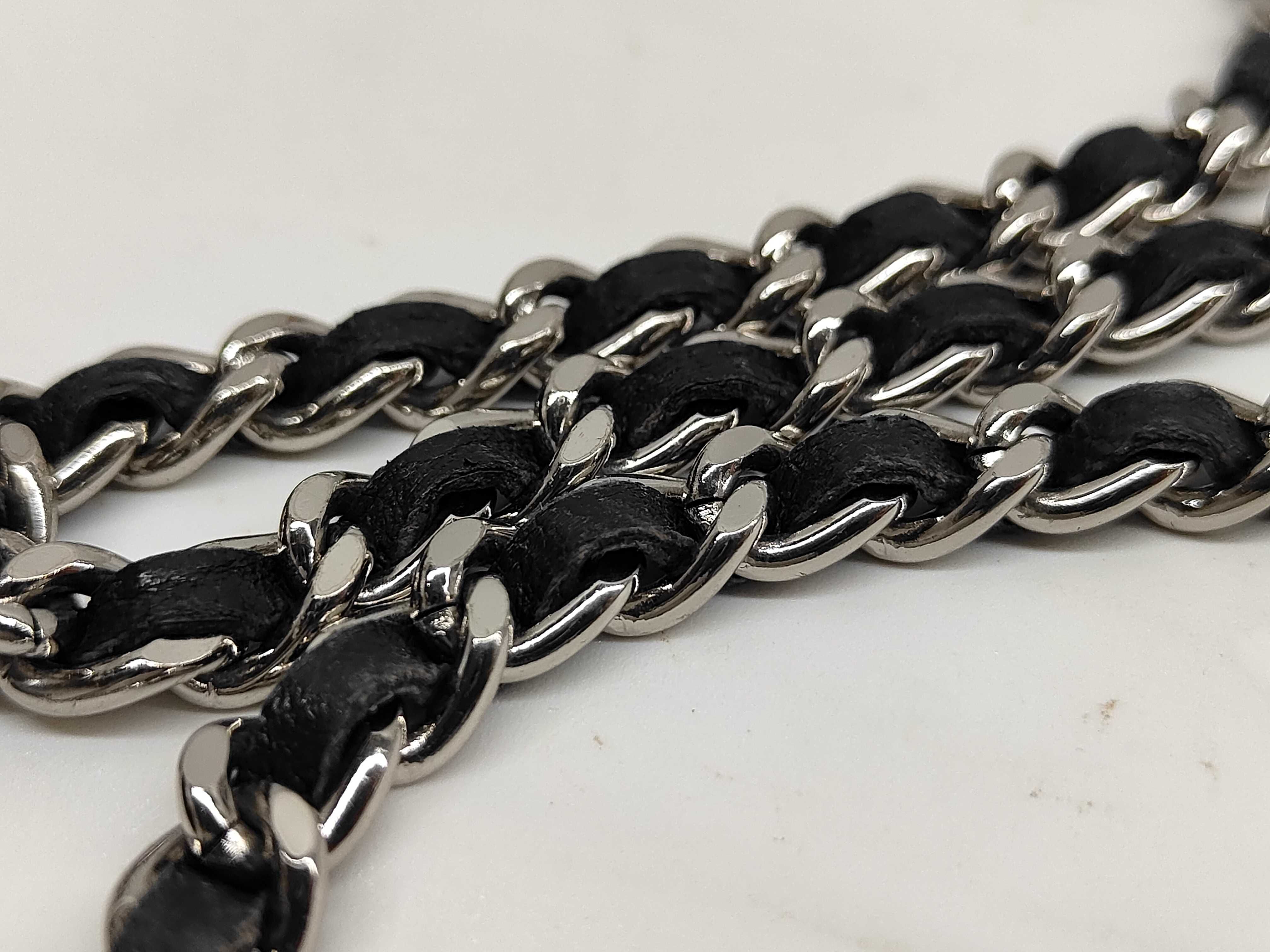 Matelassé Cylinder Chain Shoulder Bag — view 6