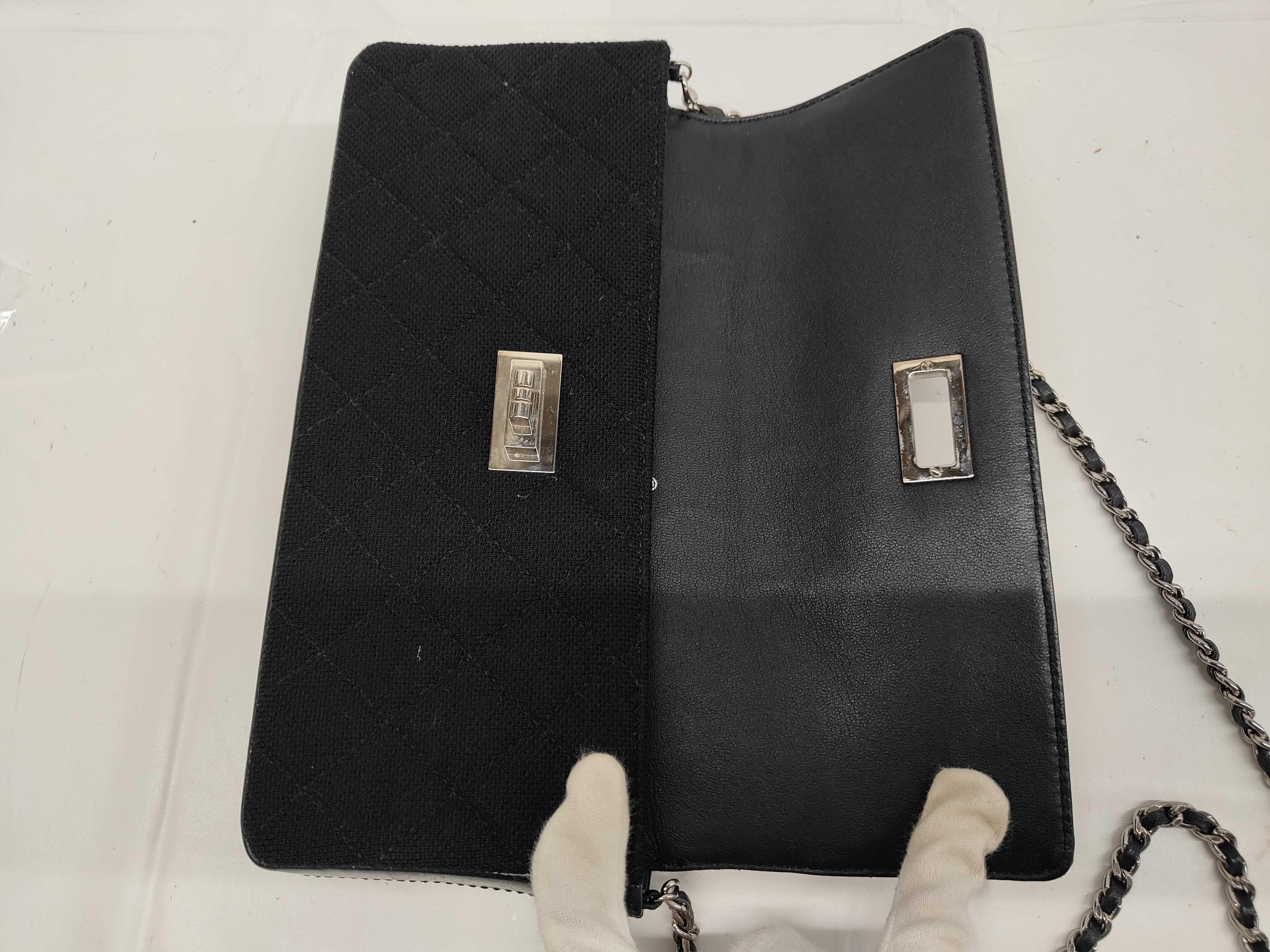 Matelassé Cylinder Chain Shoulder Bag — view 7