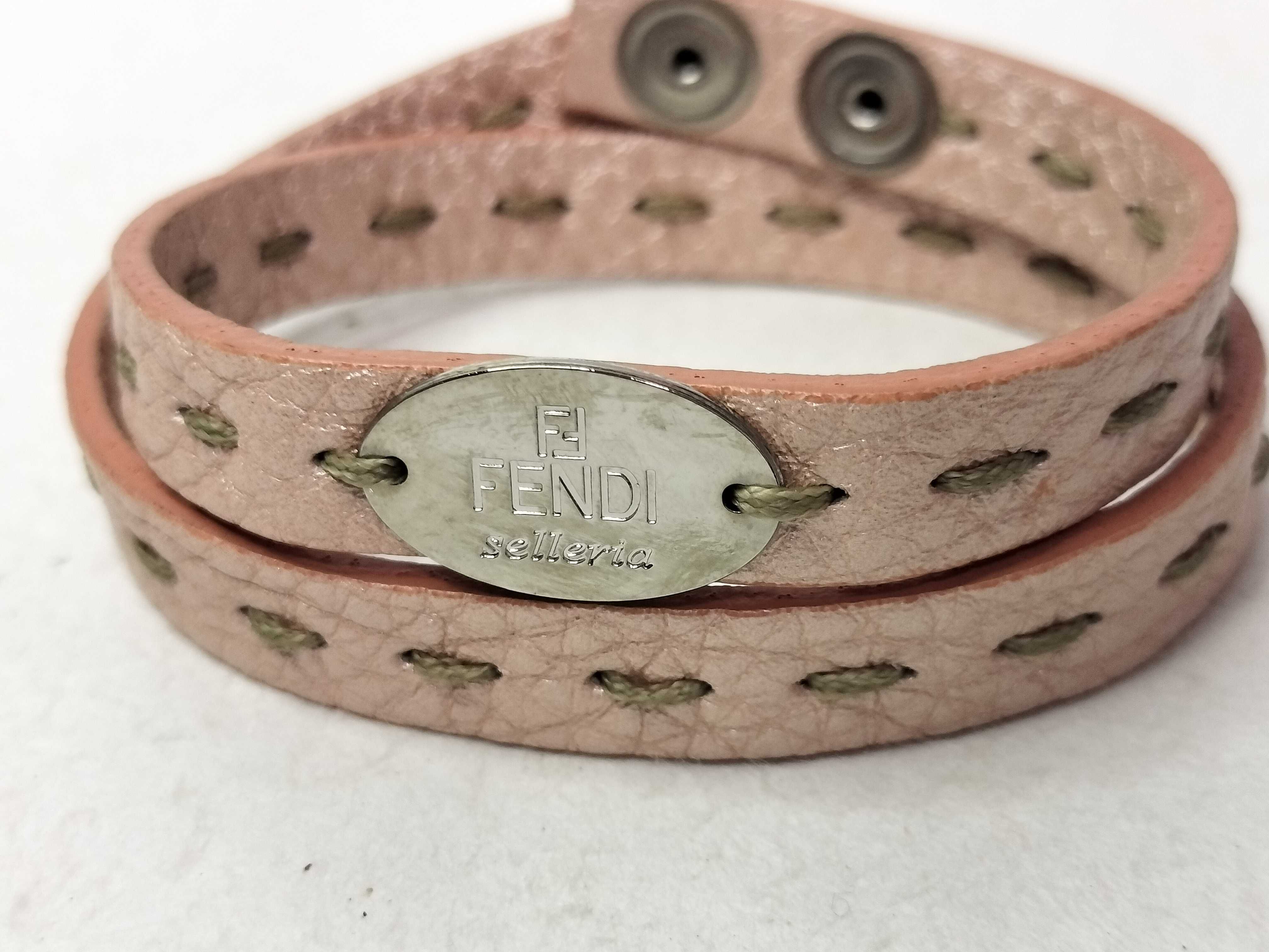 Bracelet Leather Case Included Bracelet/Bangle — view 2