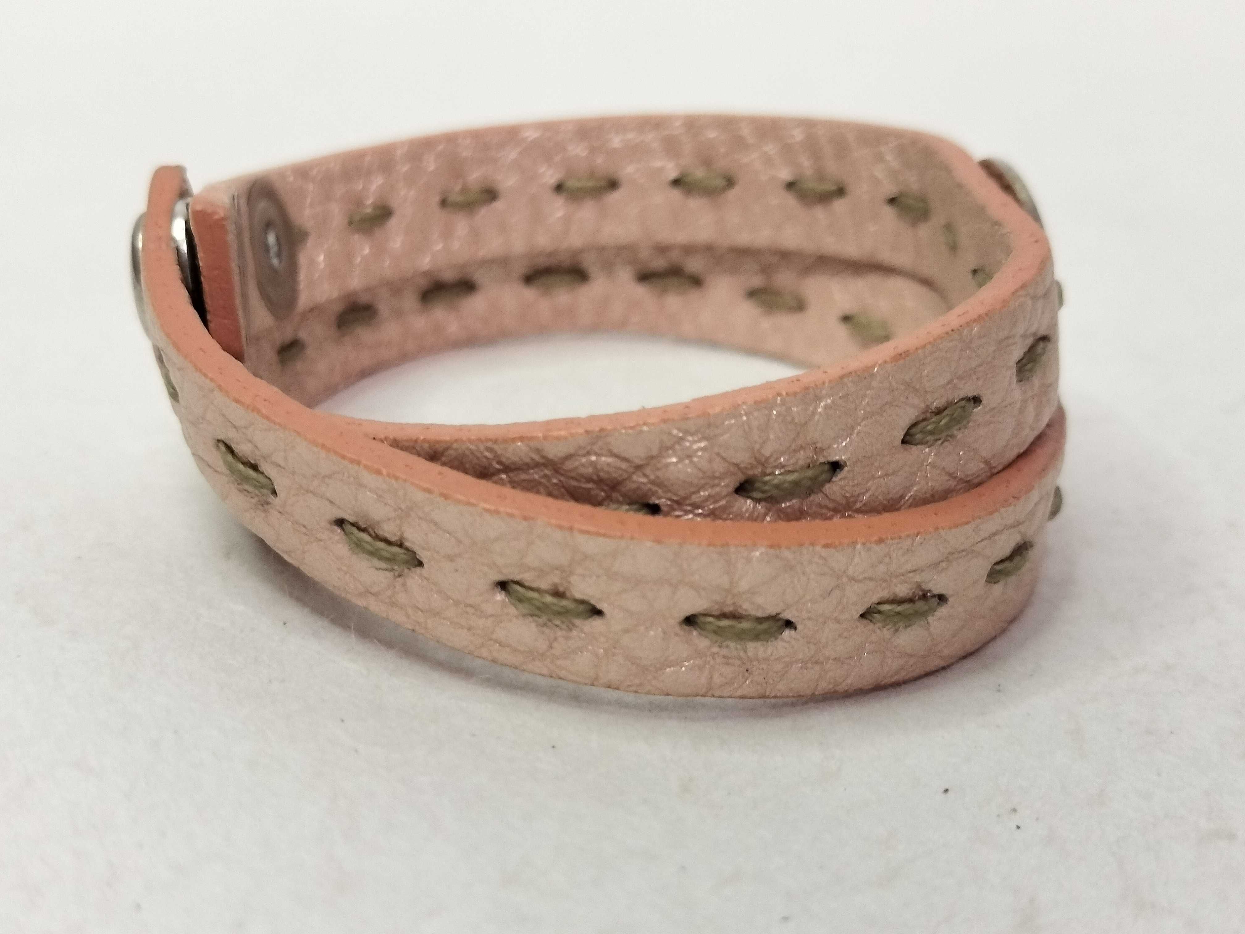 Bracelet Leather Case Included Bracelet/Bangle — view 5