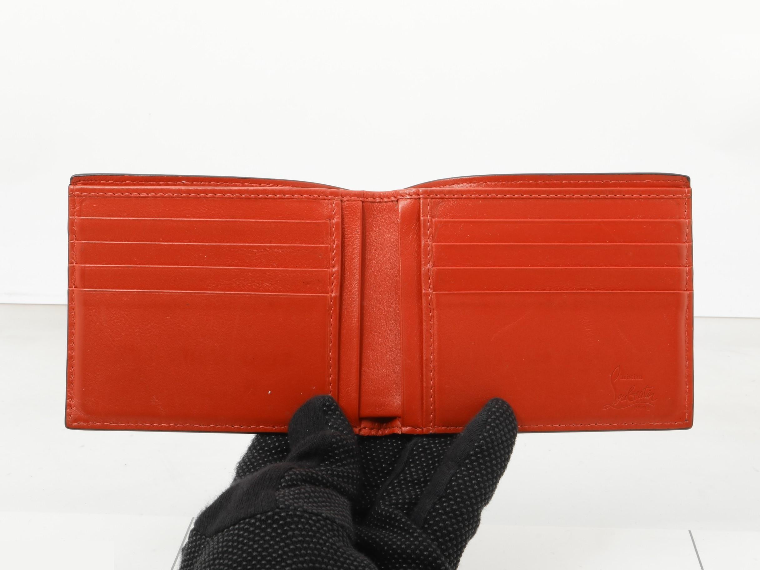 Other lines: Bags and Wallets — view 4