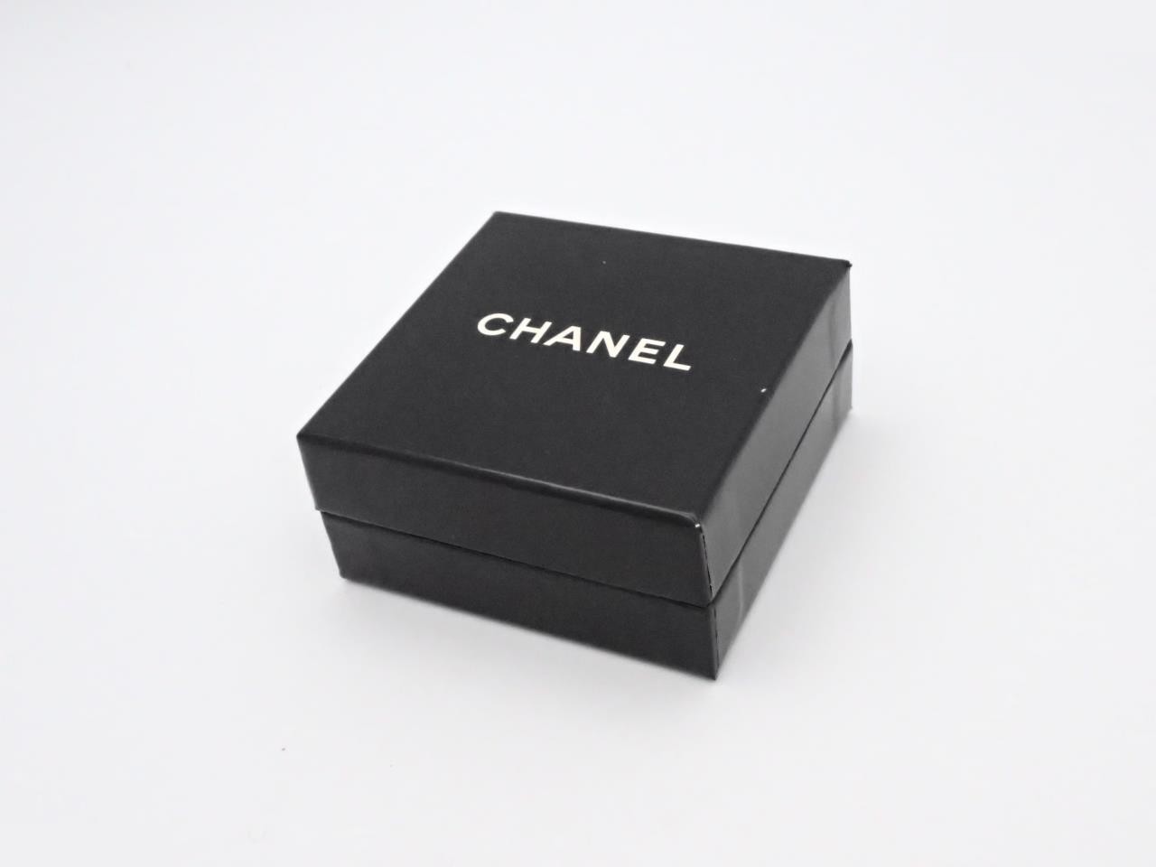 GP earrings — view 4