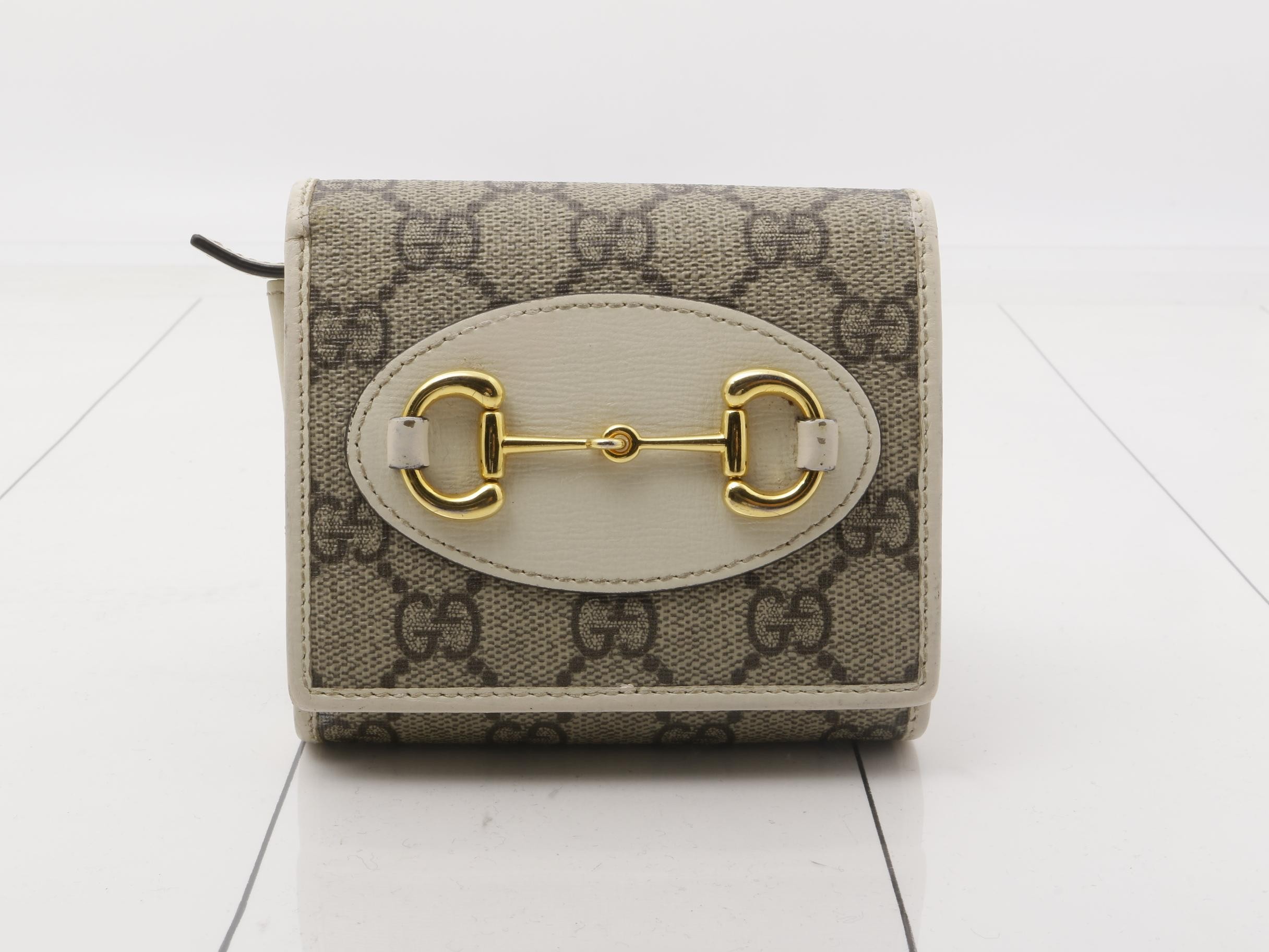 Horsebit wallet