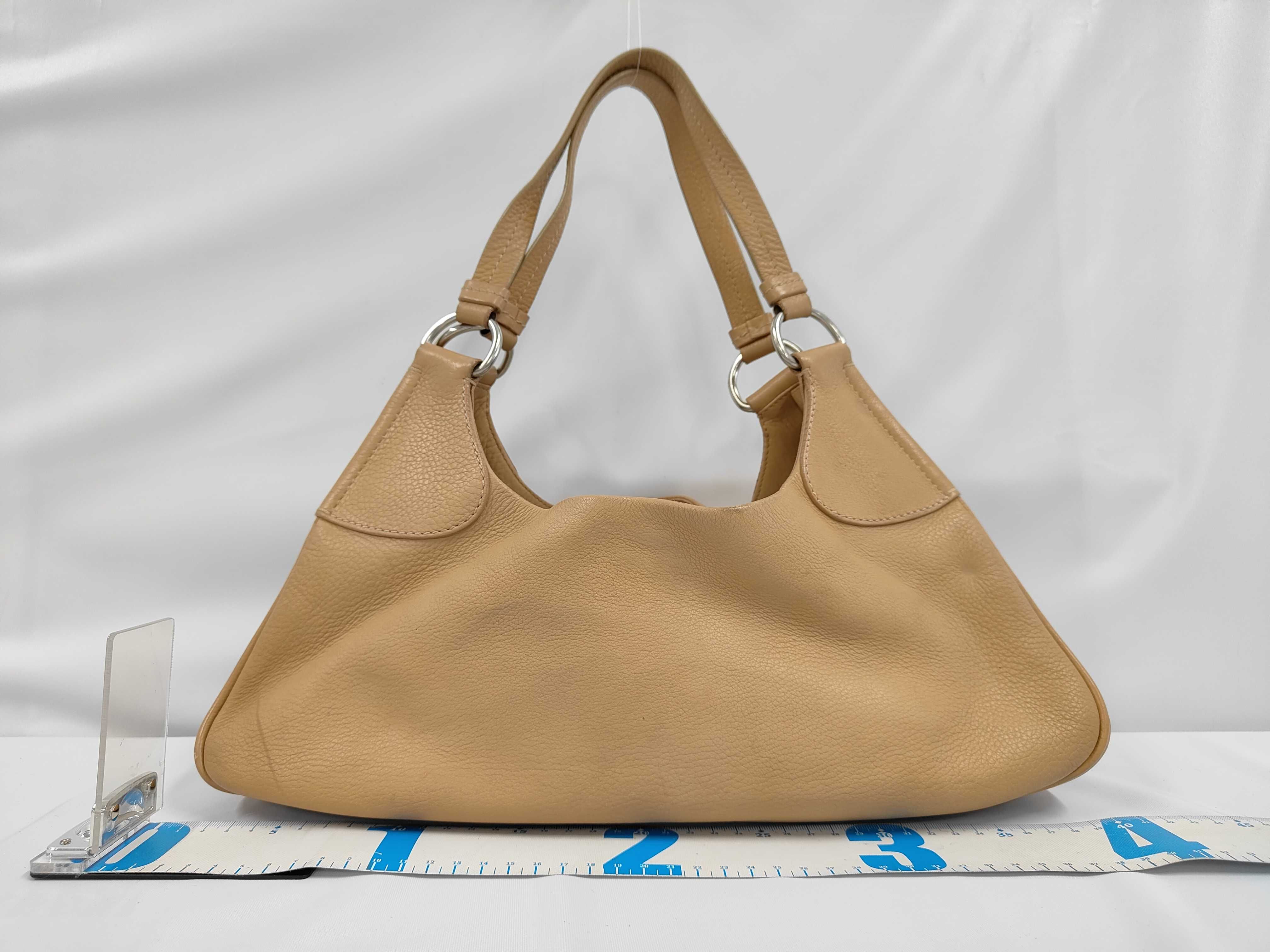 Vitello Daino Handbag — view 2