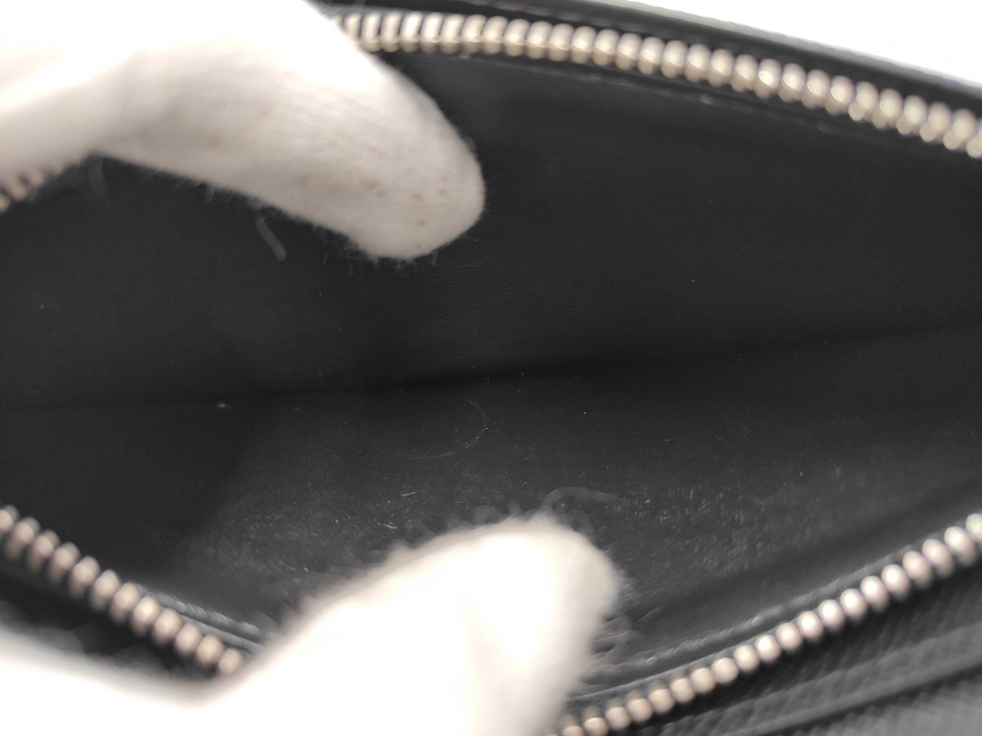 Taiga Louis Vuitton Taiga Portefeuille Brazza Noir IC Chip Wallet — view 10