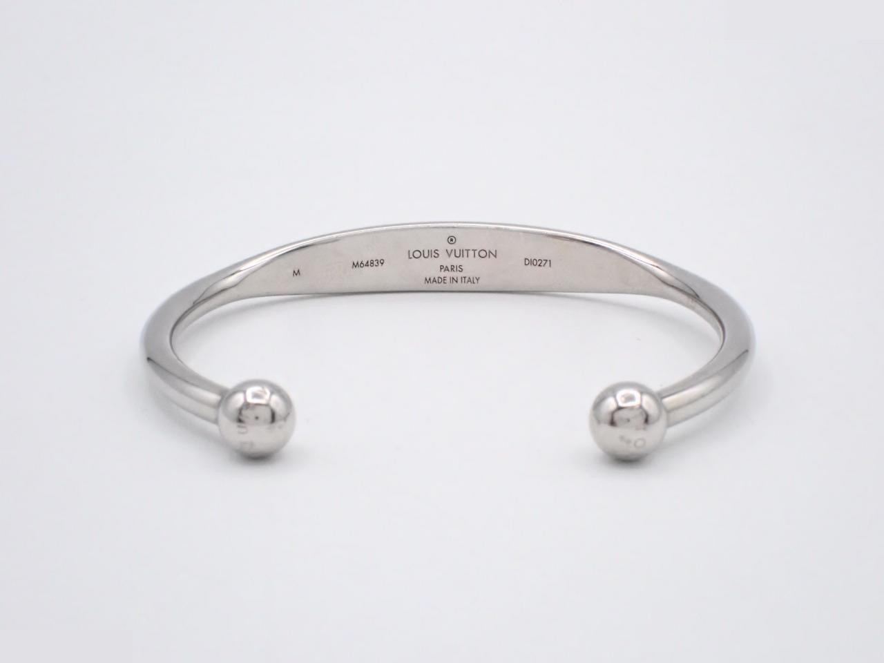Bracelet, wrist circumference approximately 18cm, stamped "M" — view 2
