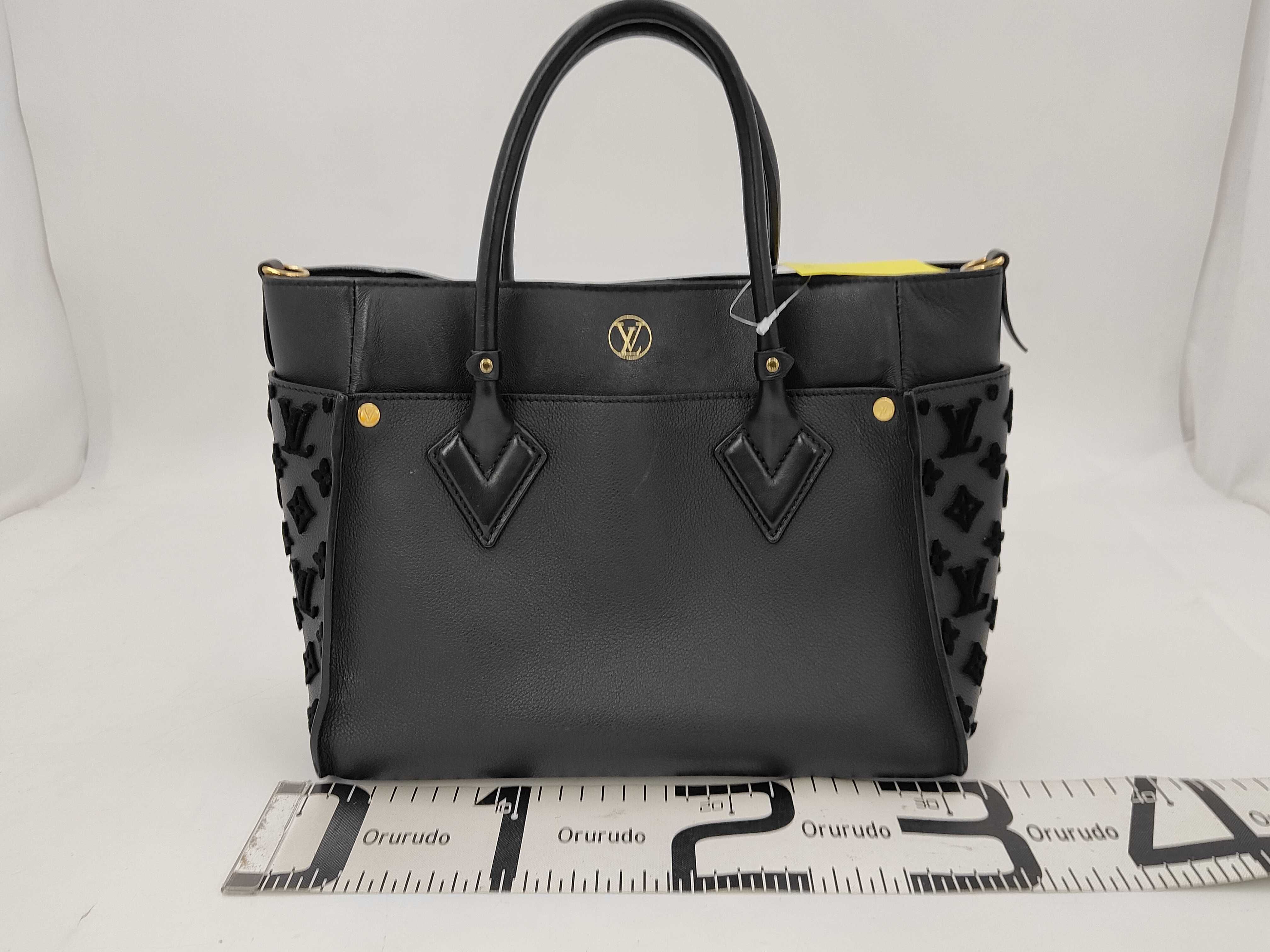 On My Side MM Grained Leather Monogram Taffetage Handbag — view 2