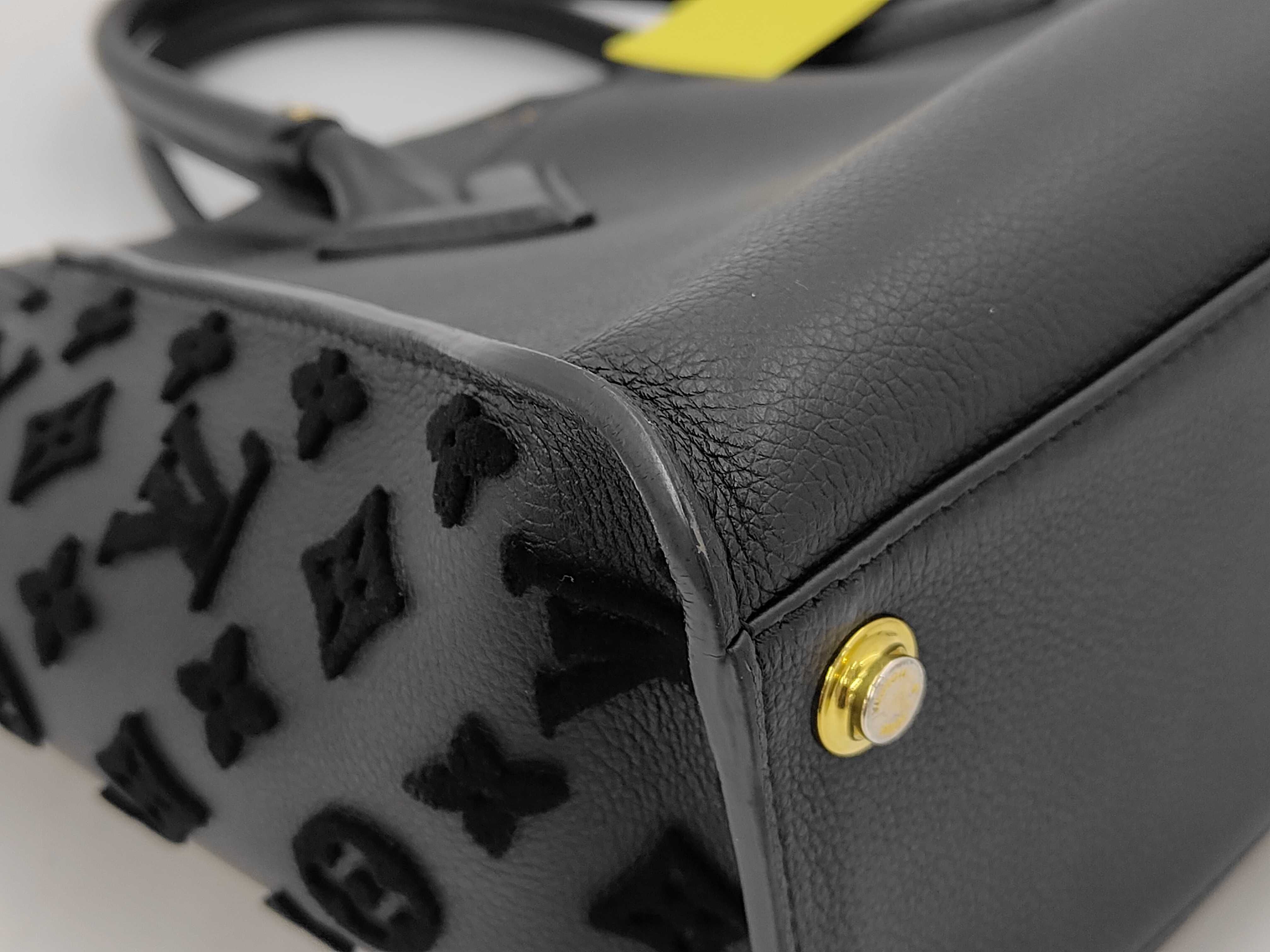 On My Side MM Grained Leather Monogram Taffetage Handbag — view 6