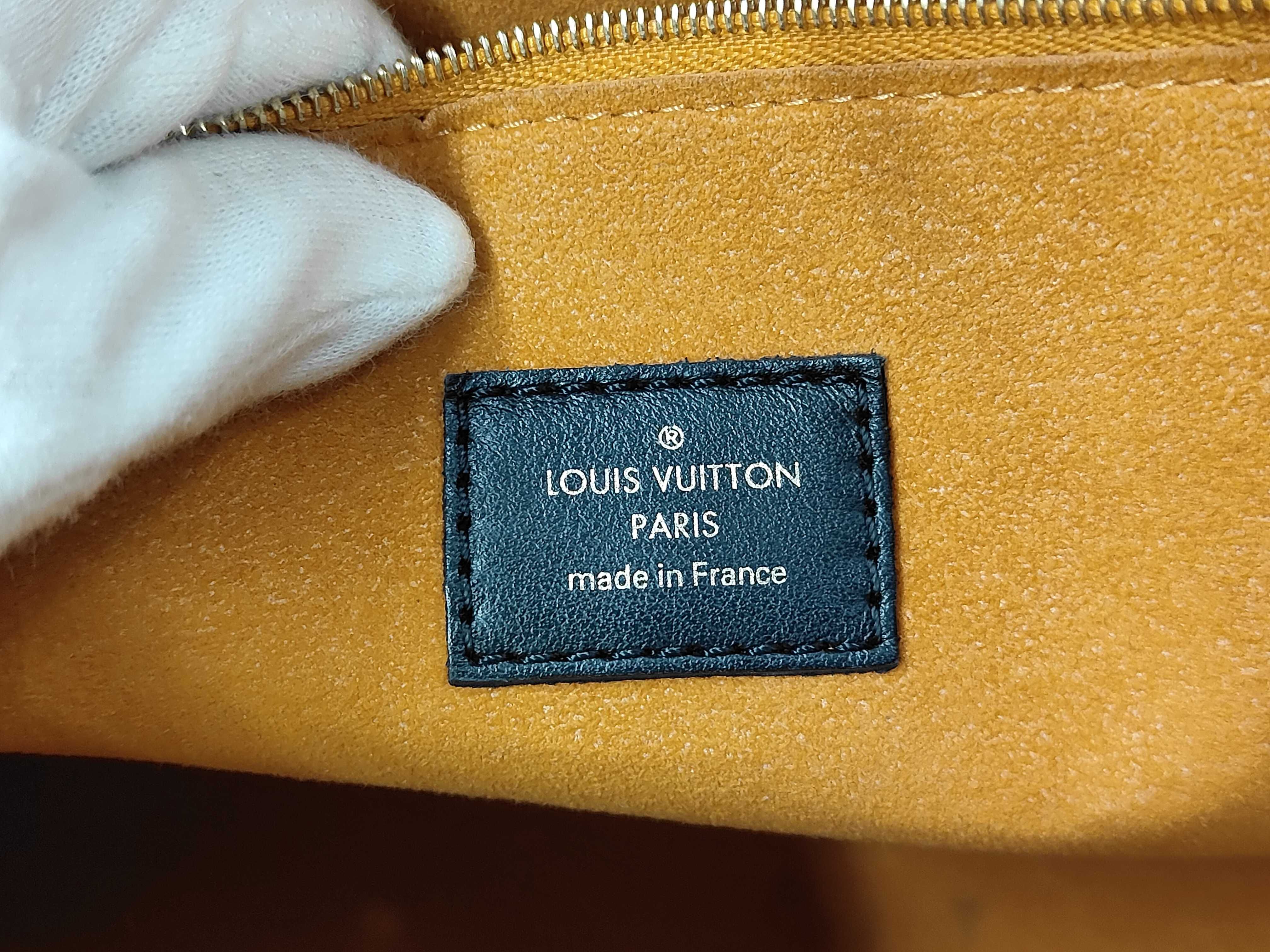 On My Side MM Grained Leather Monogram Taffetage Handbag — view 9
