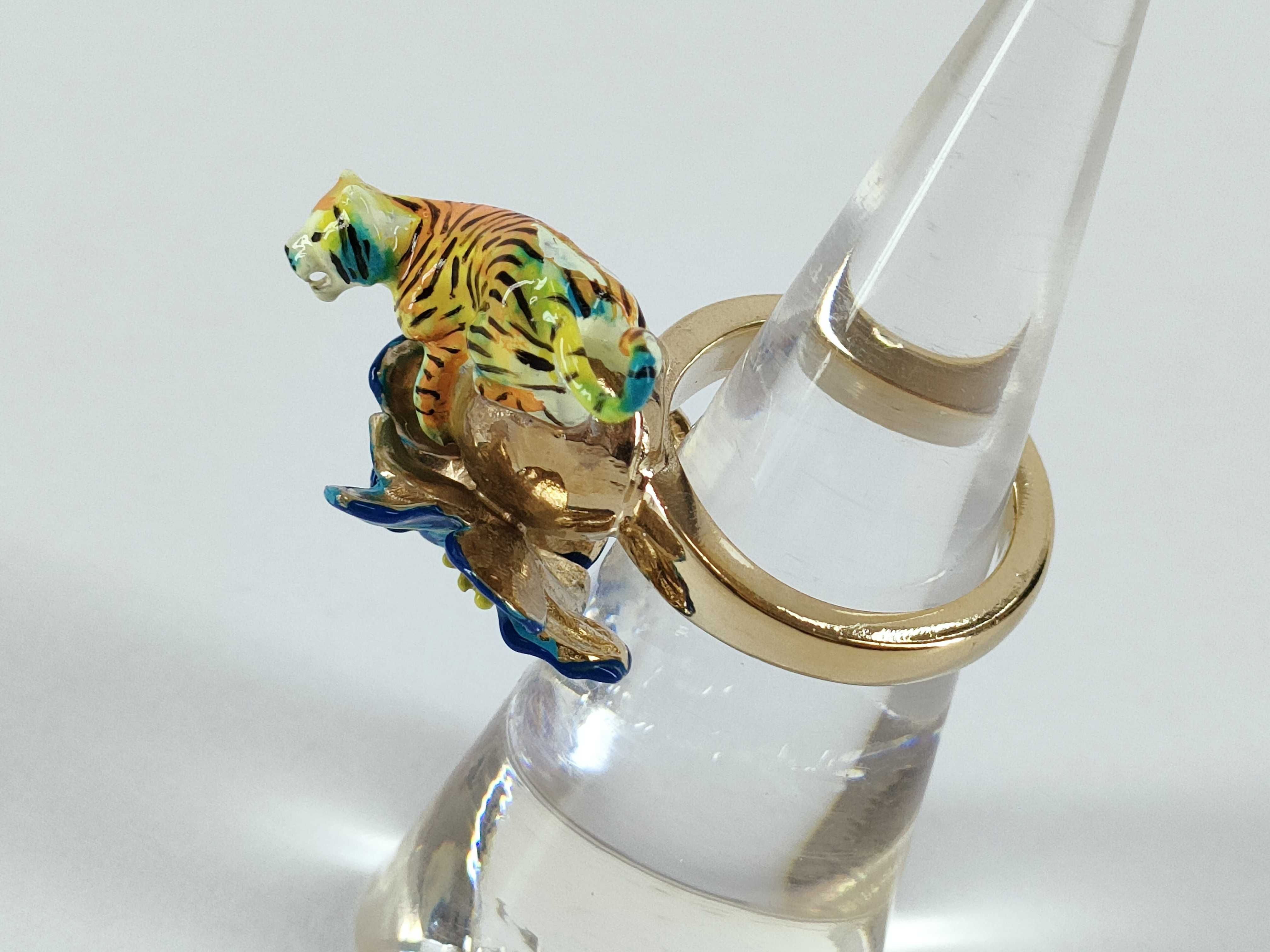 Toile de Jouy Voyage Tiger Flower Ring, Size S — view 2