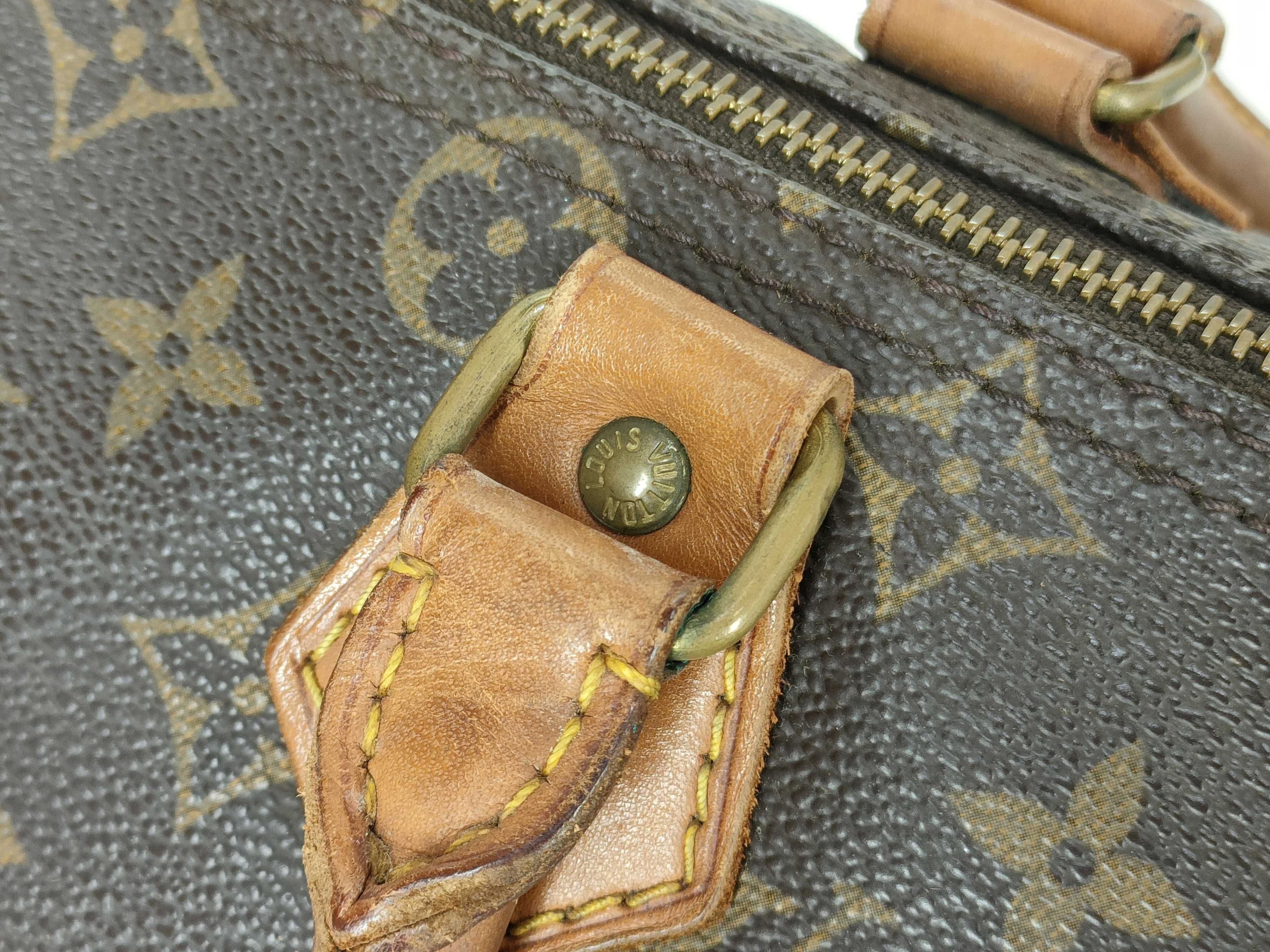 Monogram Louis Vuitton Speedy 30 Handbag — view 5