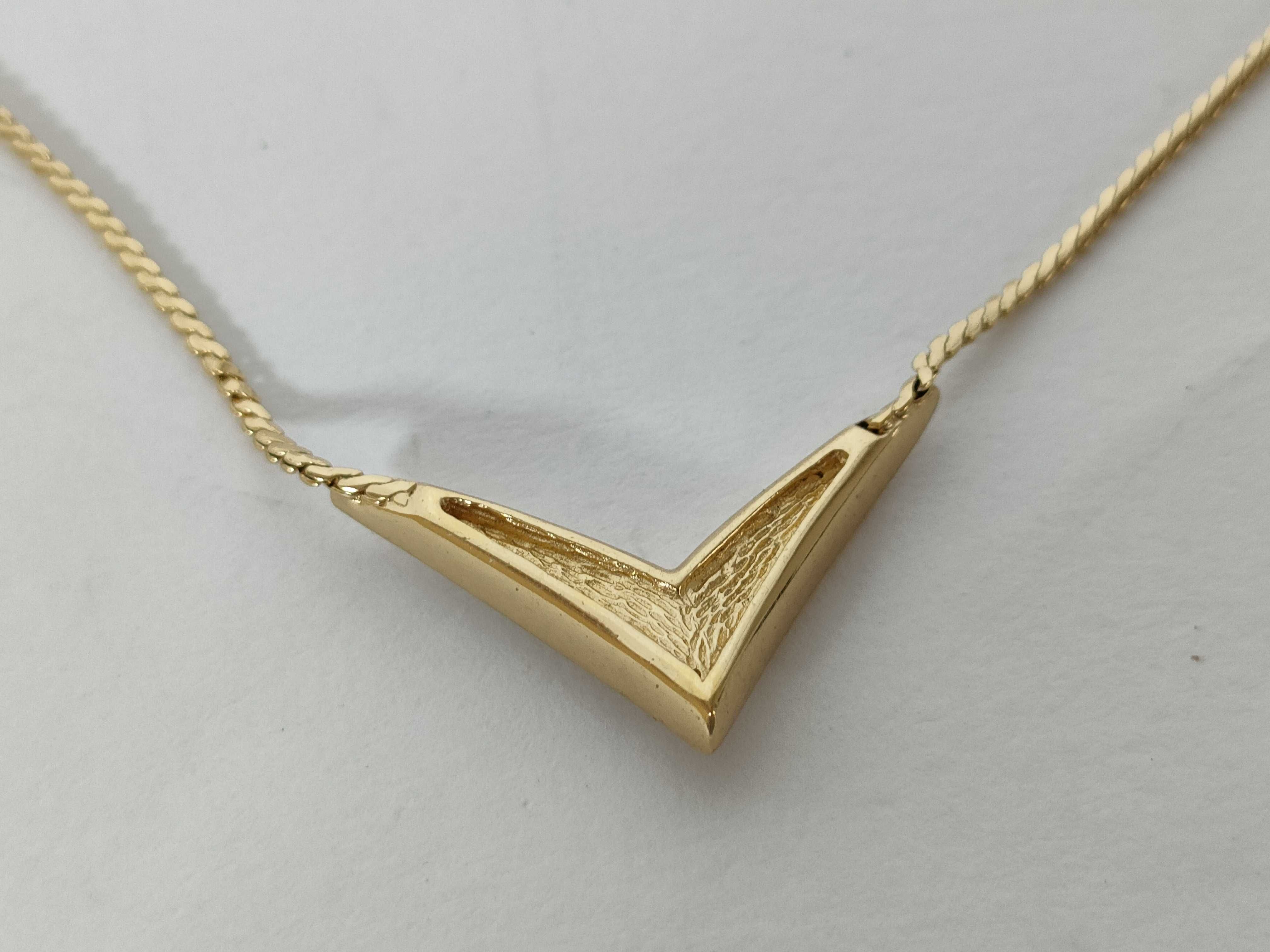 necklace, gold color — view 2