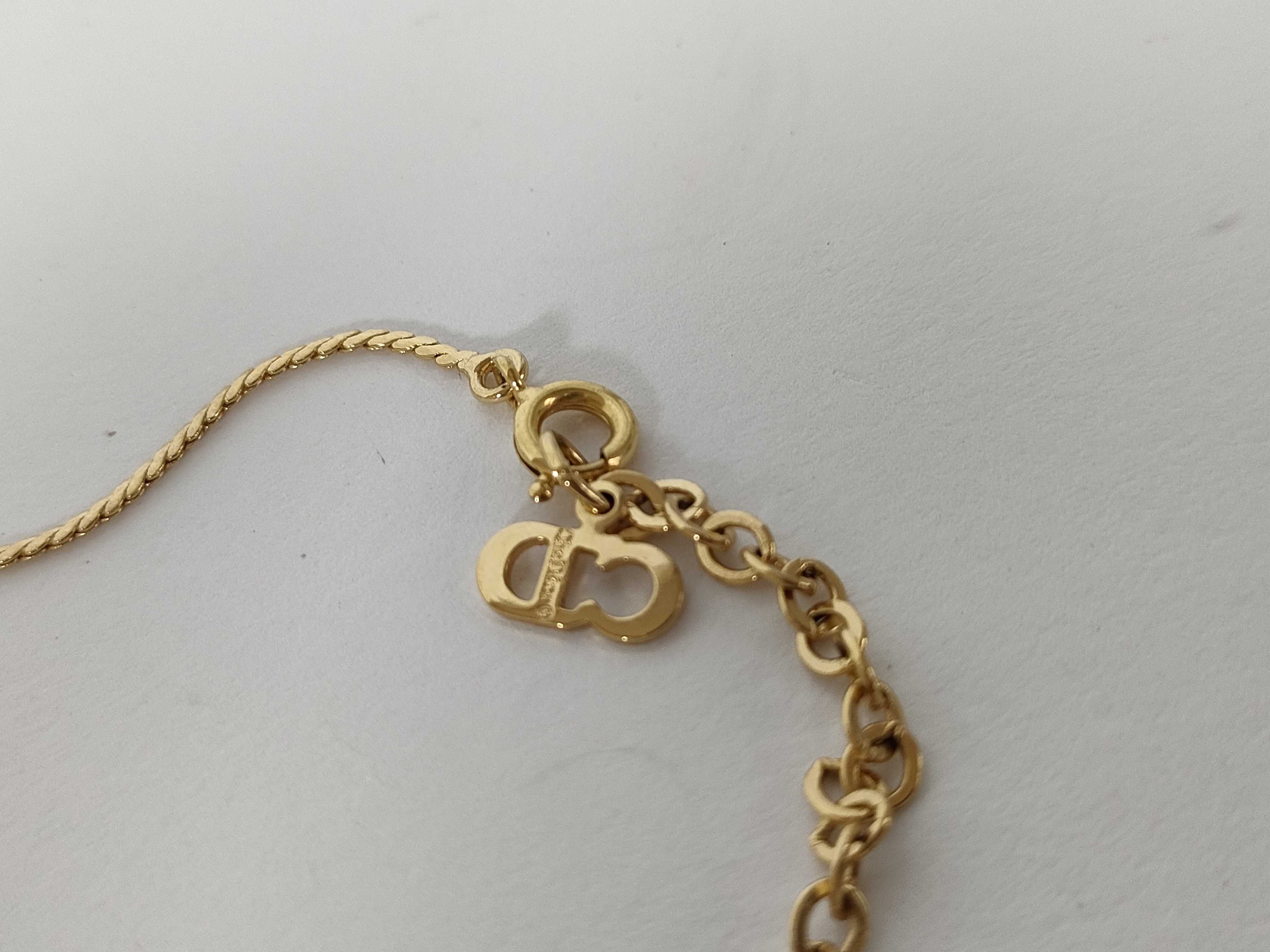necklace, gold color — view 4