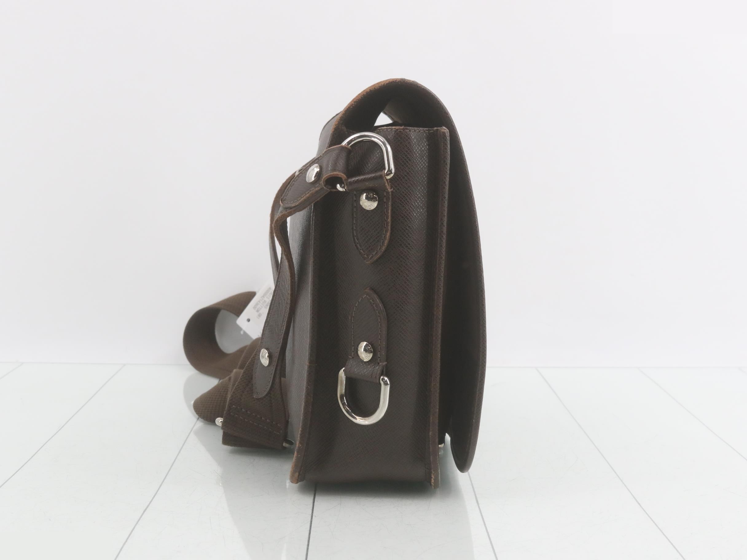 Taiga Andrei Shoulder Bag — view 4