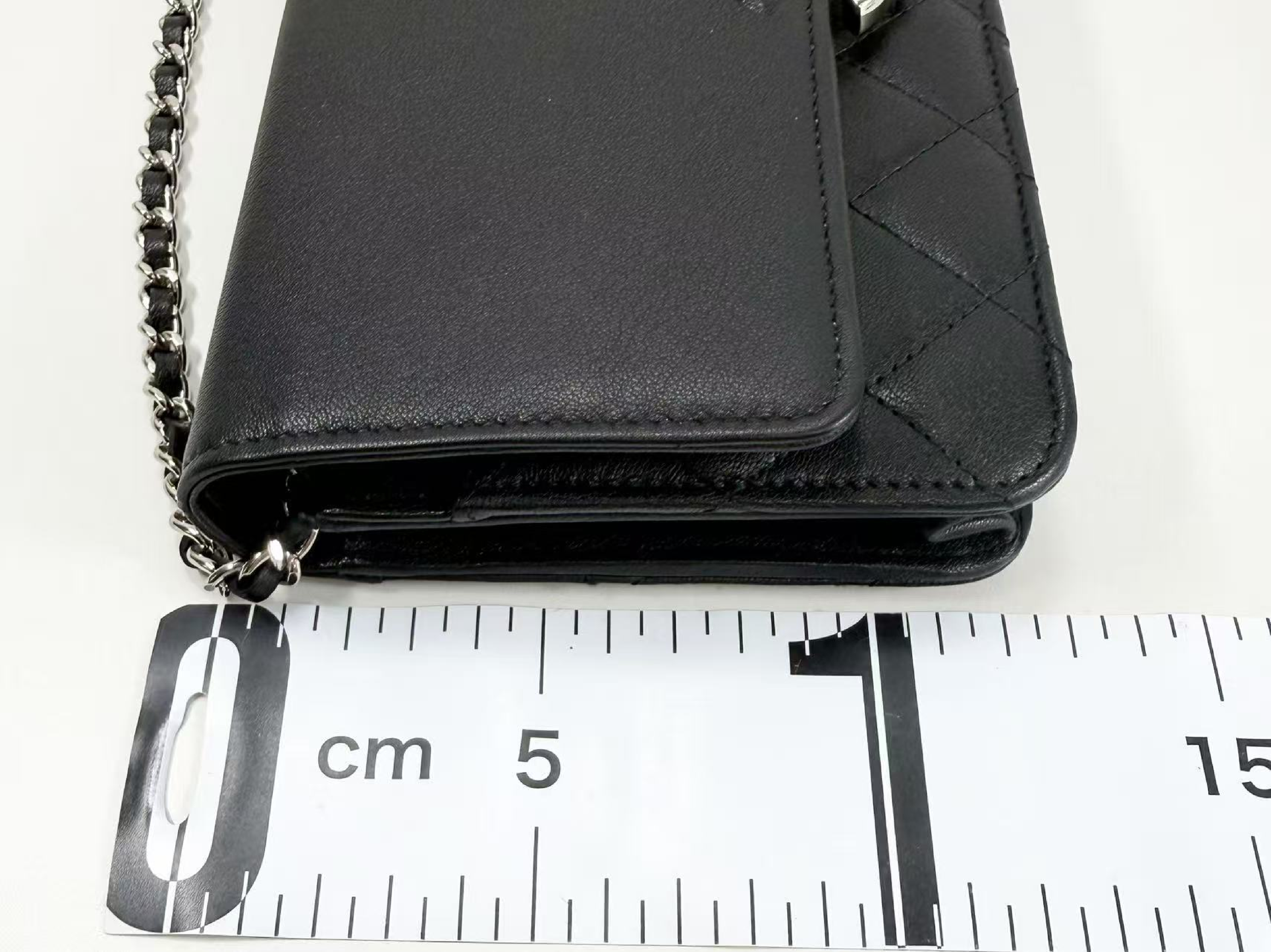 Black Matelassé Half Coco WOC W19cm approx. 25th series [with dust bag, authenticity card, and seal] Silver hardware Shoulder bag 25426176 Excellent condition A Shoulder bag — view 5