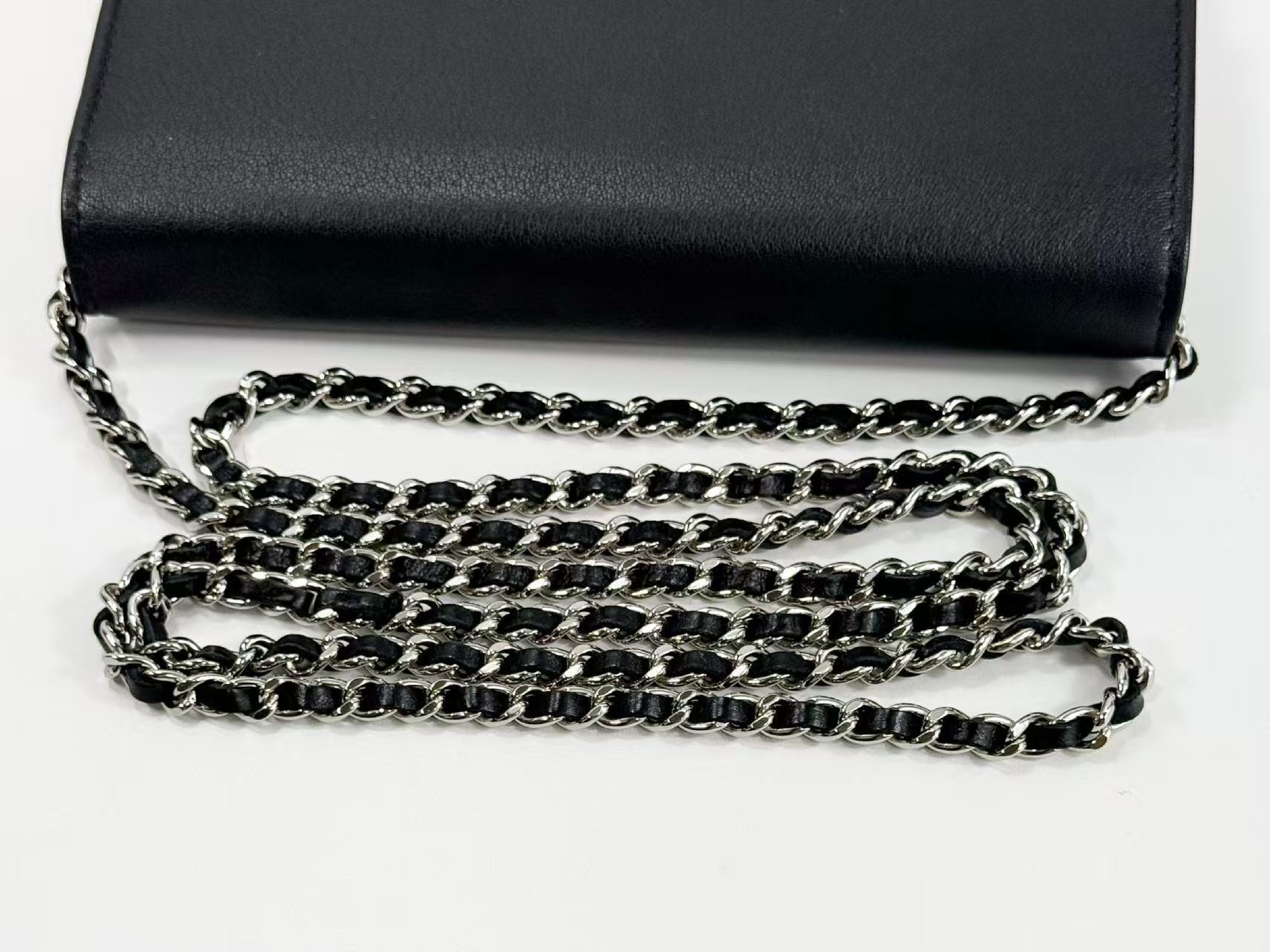 Black Matelassé Half Coco WOC W19cm approx. 25th series [with dust bag, authenticity card, and seal] Silver hardware Shoulder bag 25426176 Excellent condition A Shoulder bag — view 8