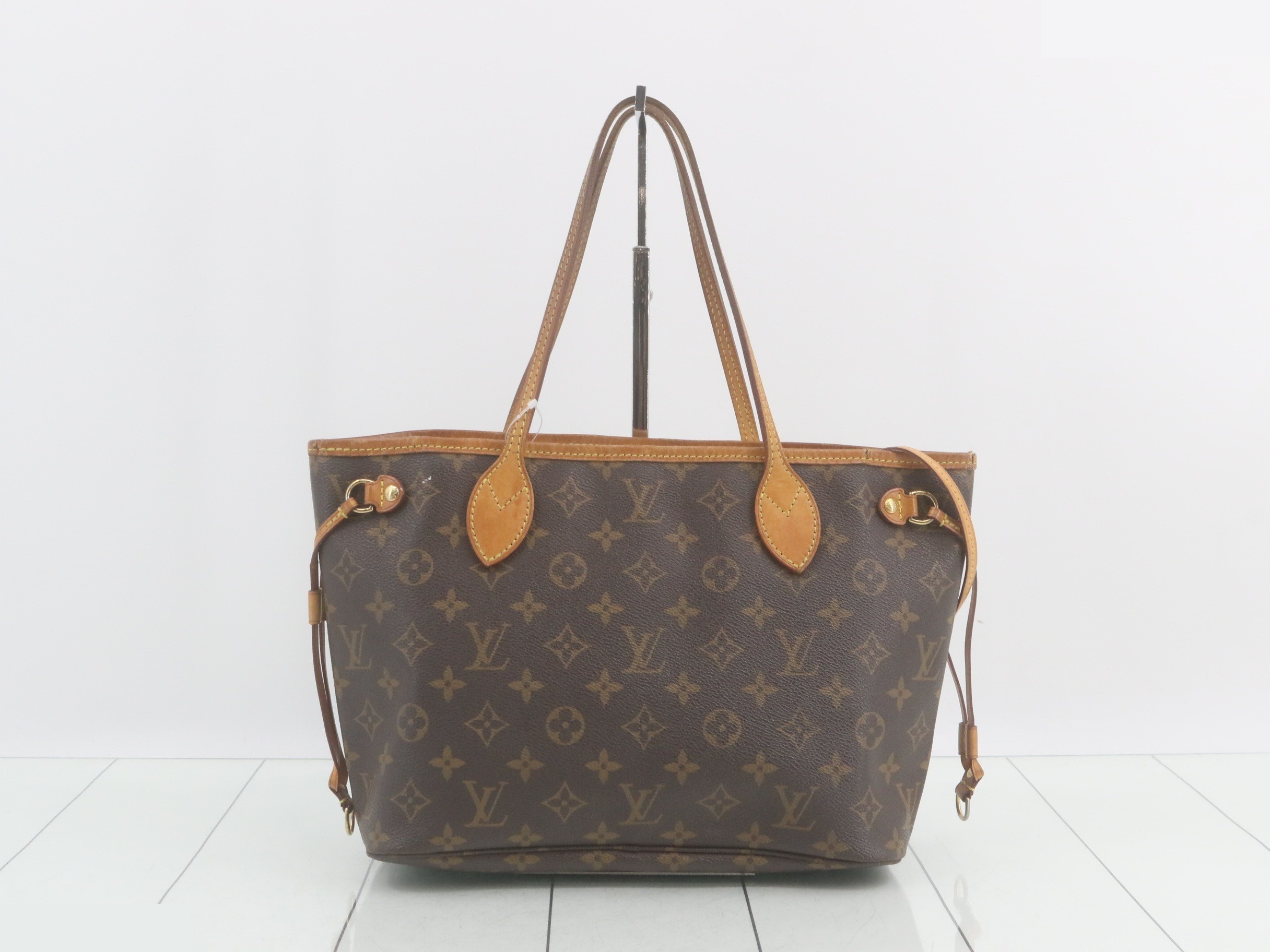 Neverfull PM fuchsia with pouch — view 2