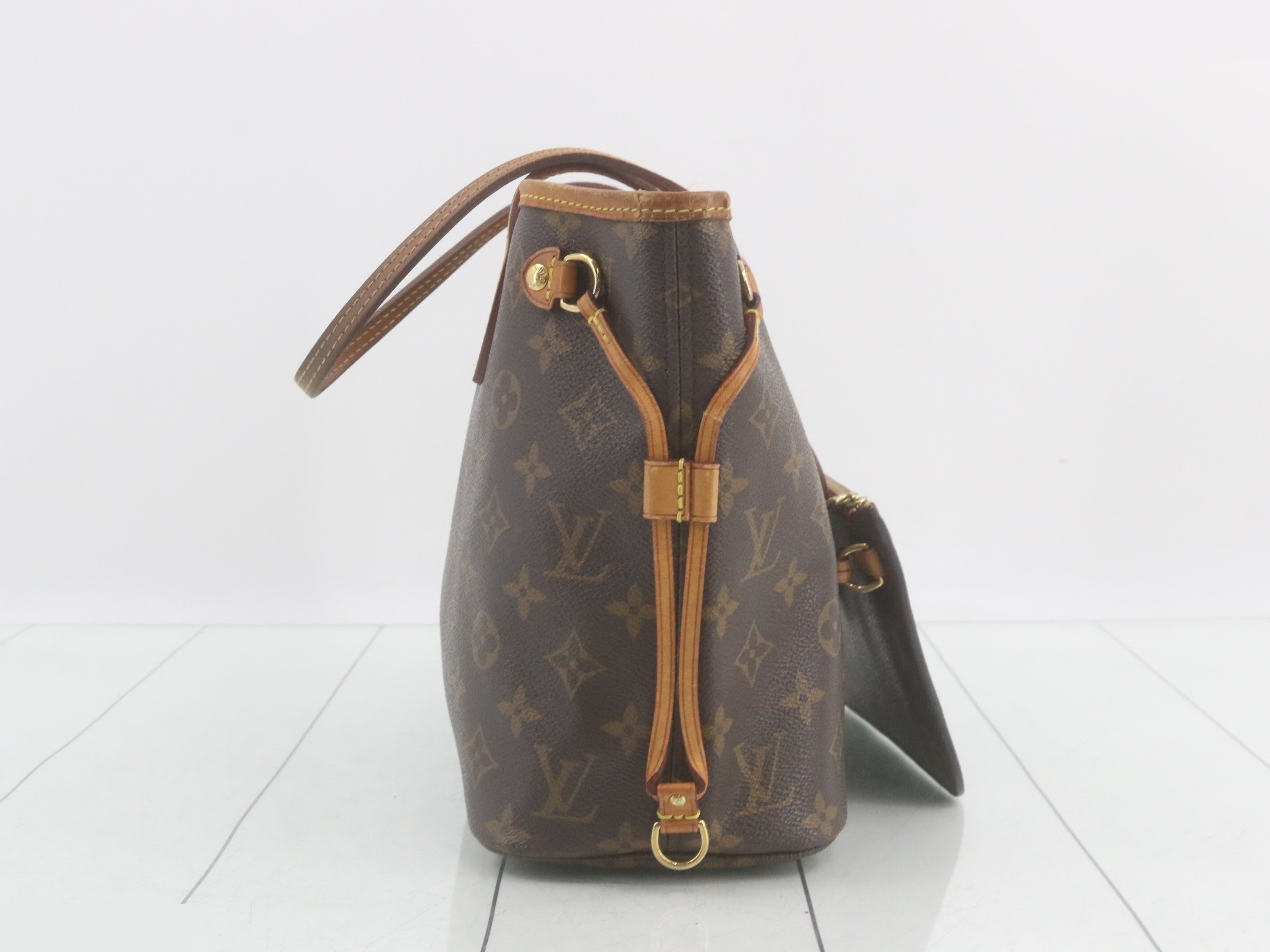 Neverfull PM fuchsia with pouch — view 3