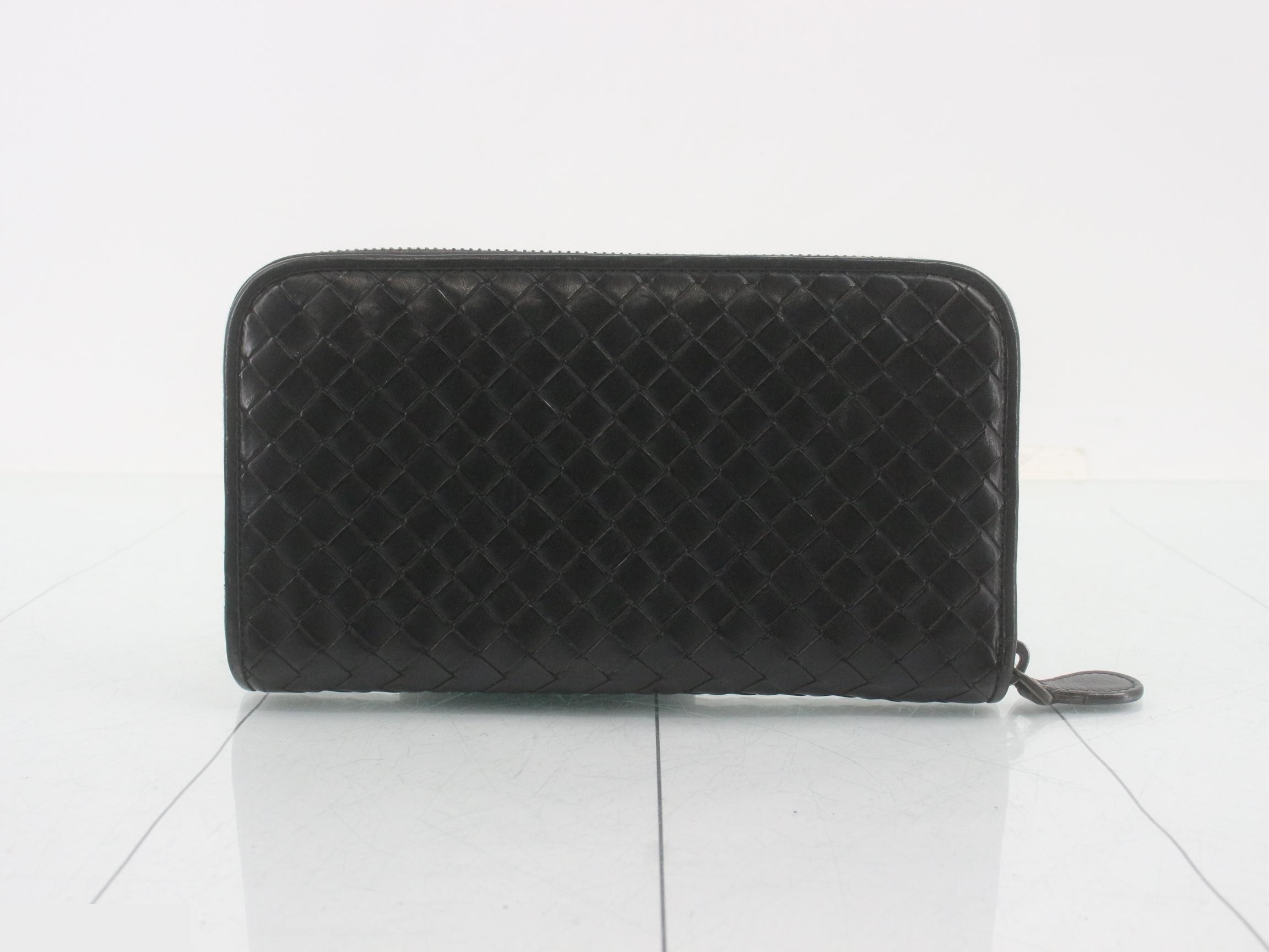 Intrecciato Round Zipper Long Wallet, Black Leather — view 2