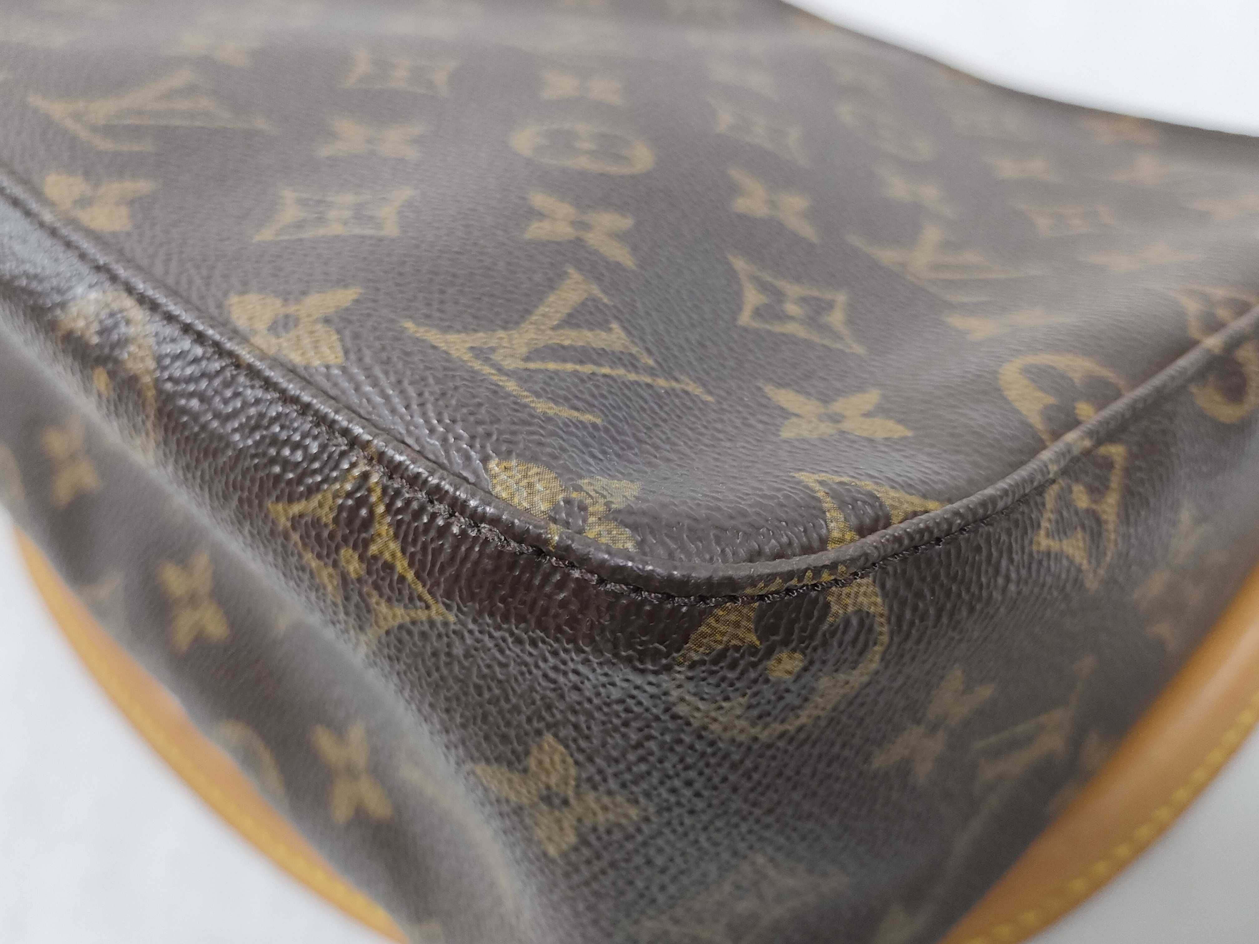 Monogram Looping MM M51146 Shoulder Bag — view 8