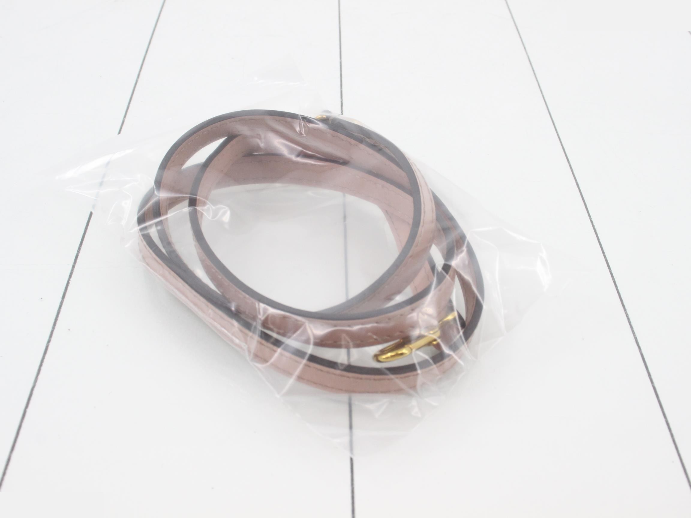 Epi Alma BB Rose Ballerine 2-Way Handbag — view 7