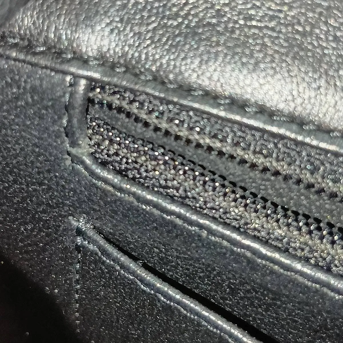 [Individually packaged] Chanel Mini Matelassé 20 Lambskin Single Flap Single Chain Bag, Black with Gold Hardware, 31250601, Serial Number 31-A69900 — view 12