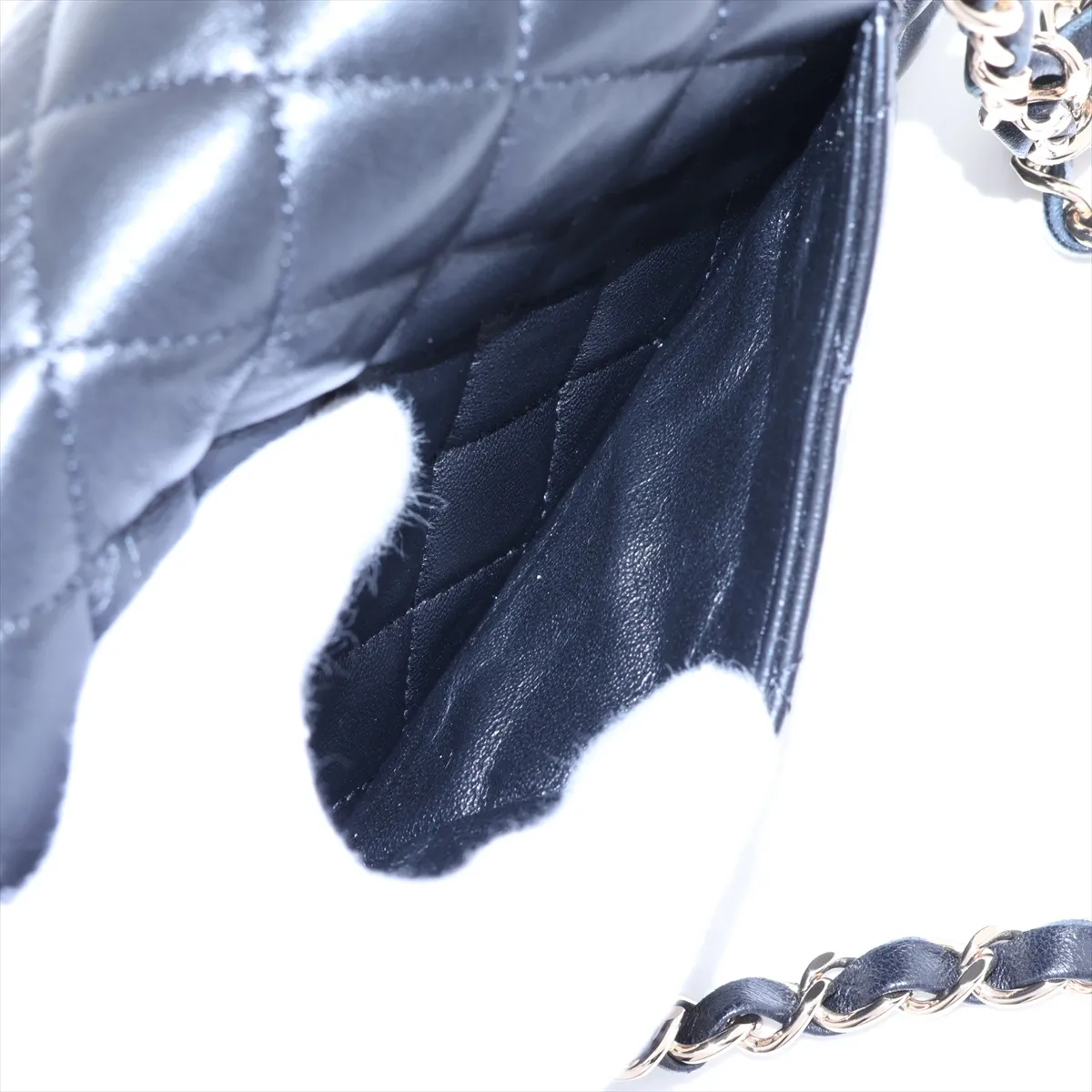 [Individually packaged] Chanel Mini Matelassé 20 Lambskin Single Flap Single Chain Bag, Black with Gold Hardware, 31250601, Serial Number 31-A69900 — view 9