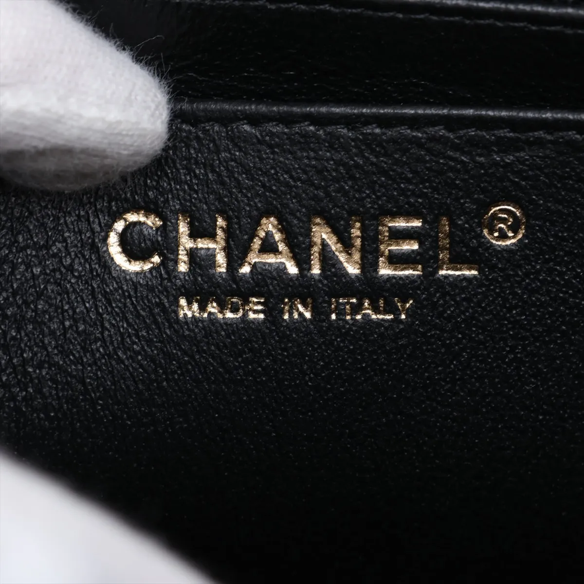 [Individually packaged] Chanel Mini Matelassé 20 Lambskin Single Flap Single Chain Bag, Black with Gold Hardware, 31250601, Serial Number 31-A69900 — view 10