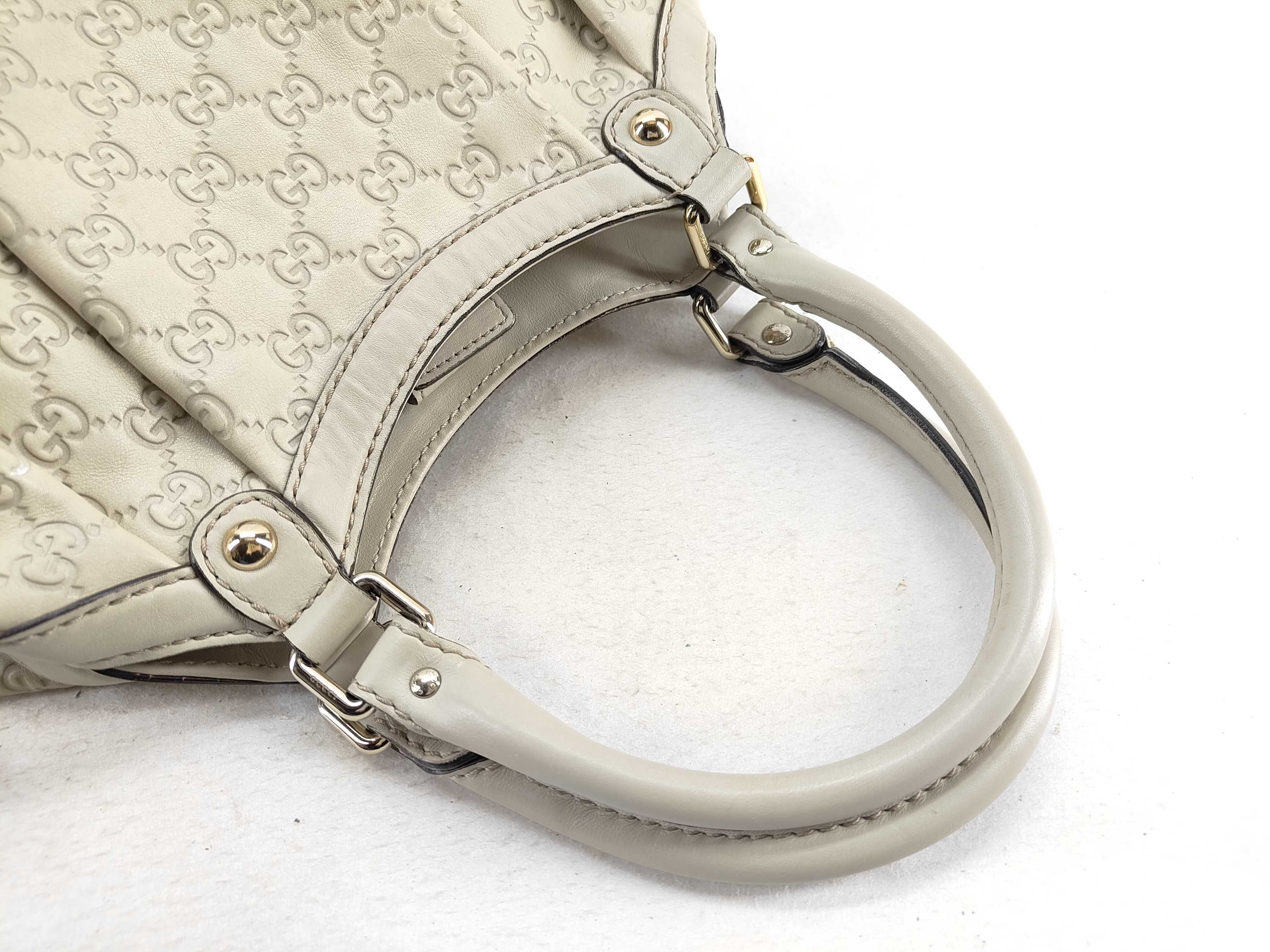 White Leather Pumpkin Shoulder Bag (Handbag) — view 4
