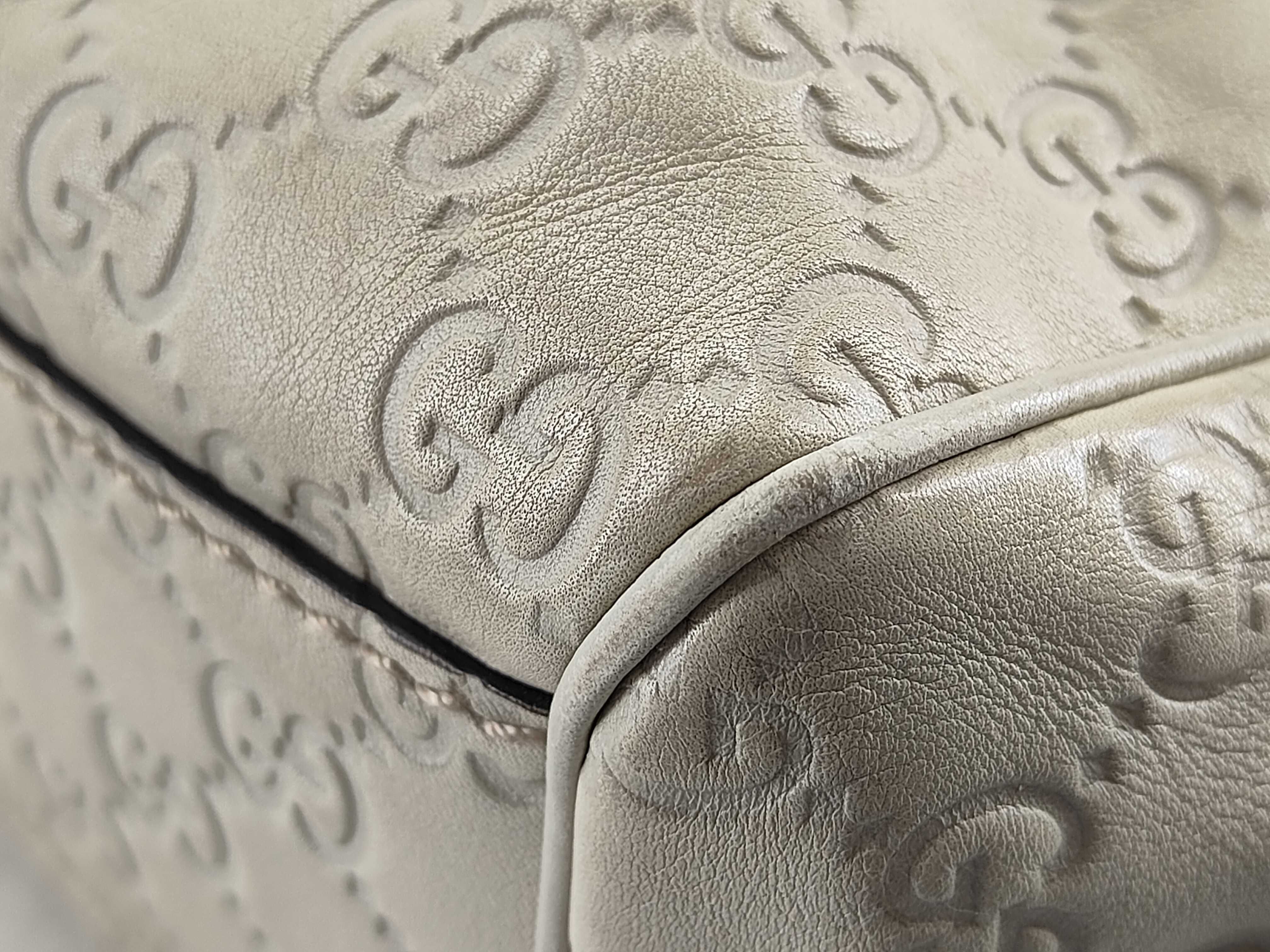 White Leather Pumpkin Shoulder Bag (Handbag) — view 7