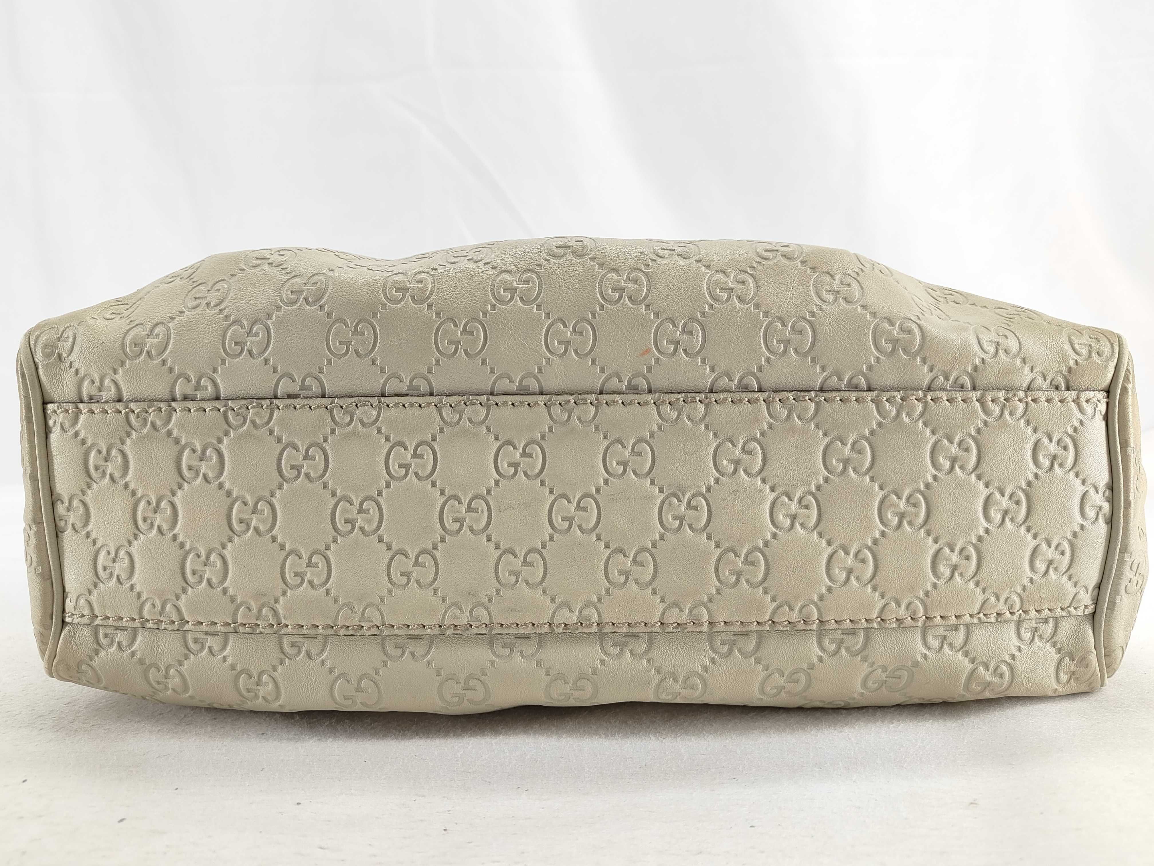 White Leather Pumpkin Shoulder Bag (Handbag) — view 8