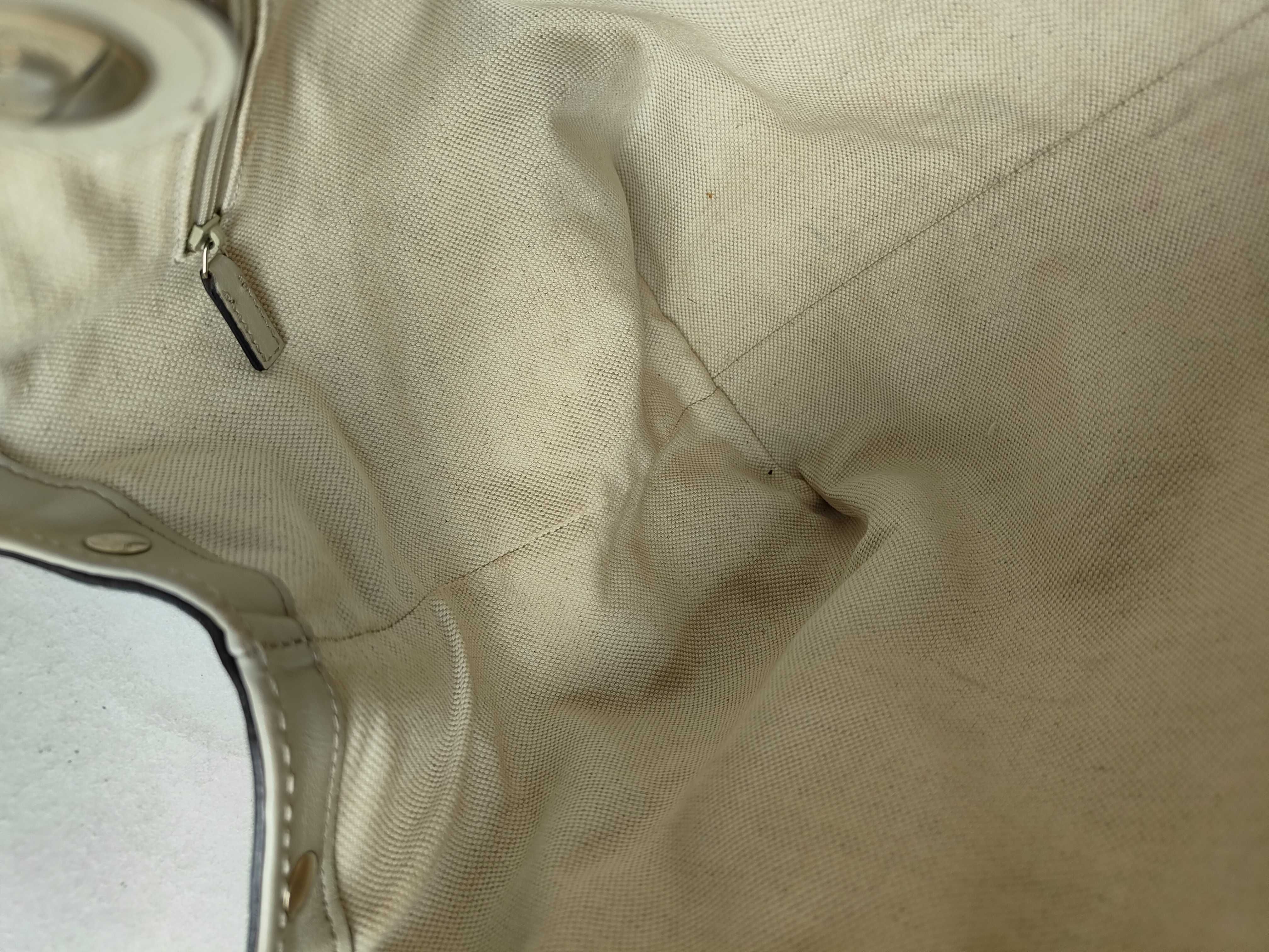 White Leather Pumpkin Shoulder Bag (Handbag) — view 10