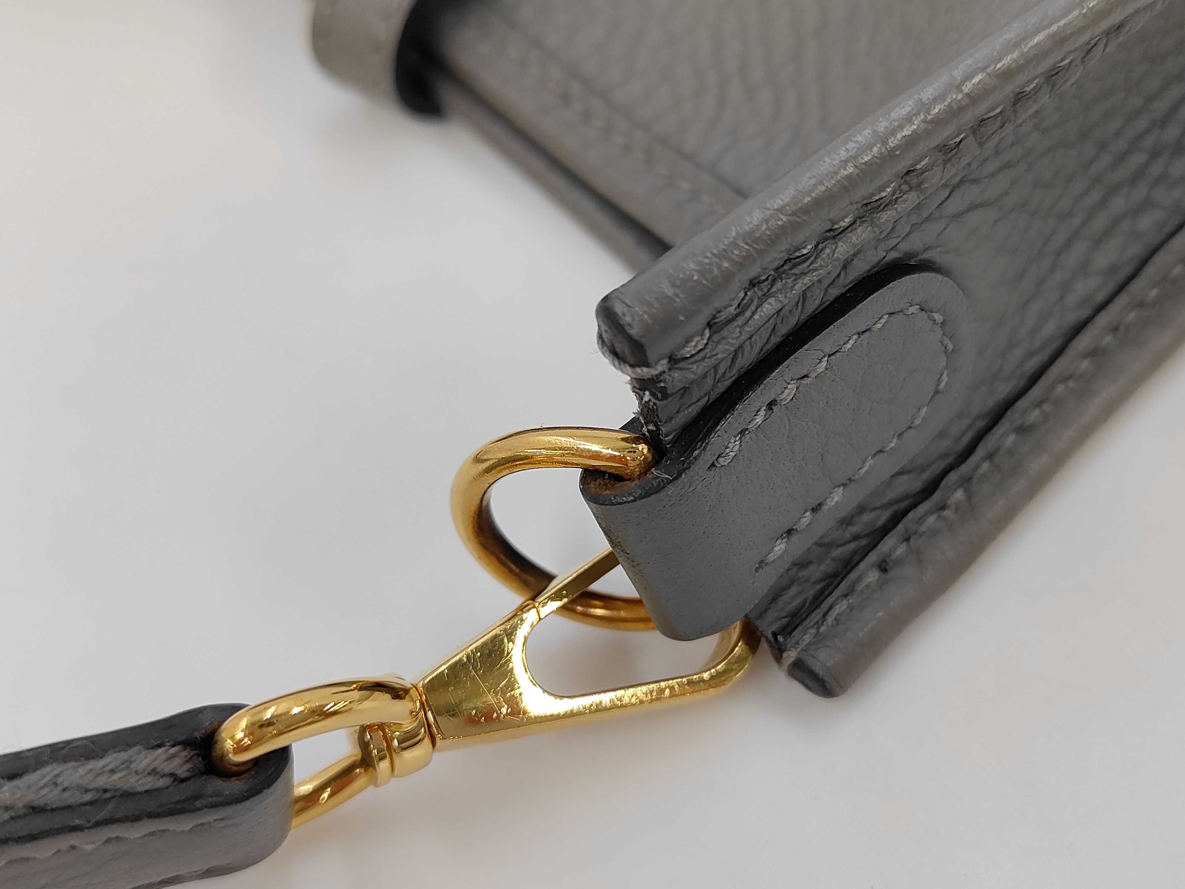 Evelyne Grey B Shoulder Bag — view 7