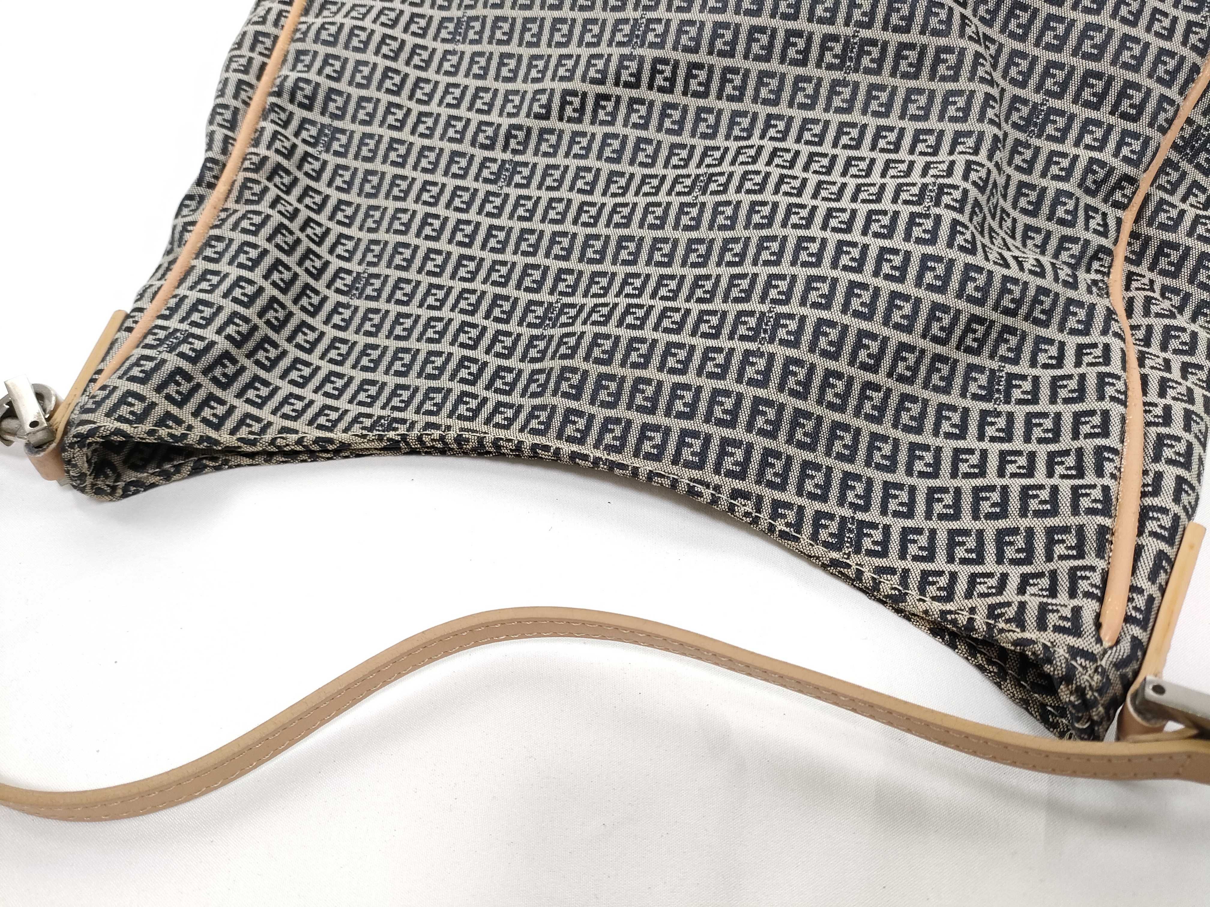 Zucchino Shoulder Bag — view 13