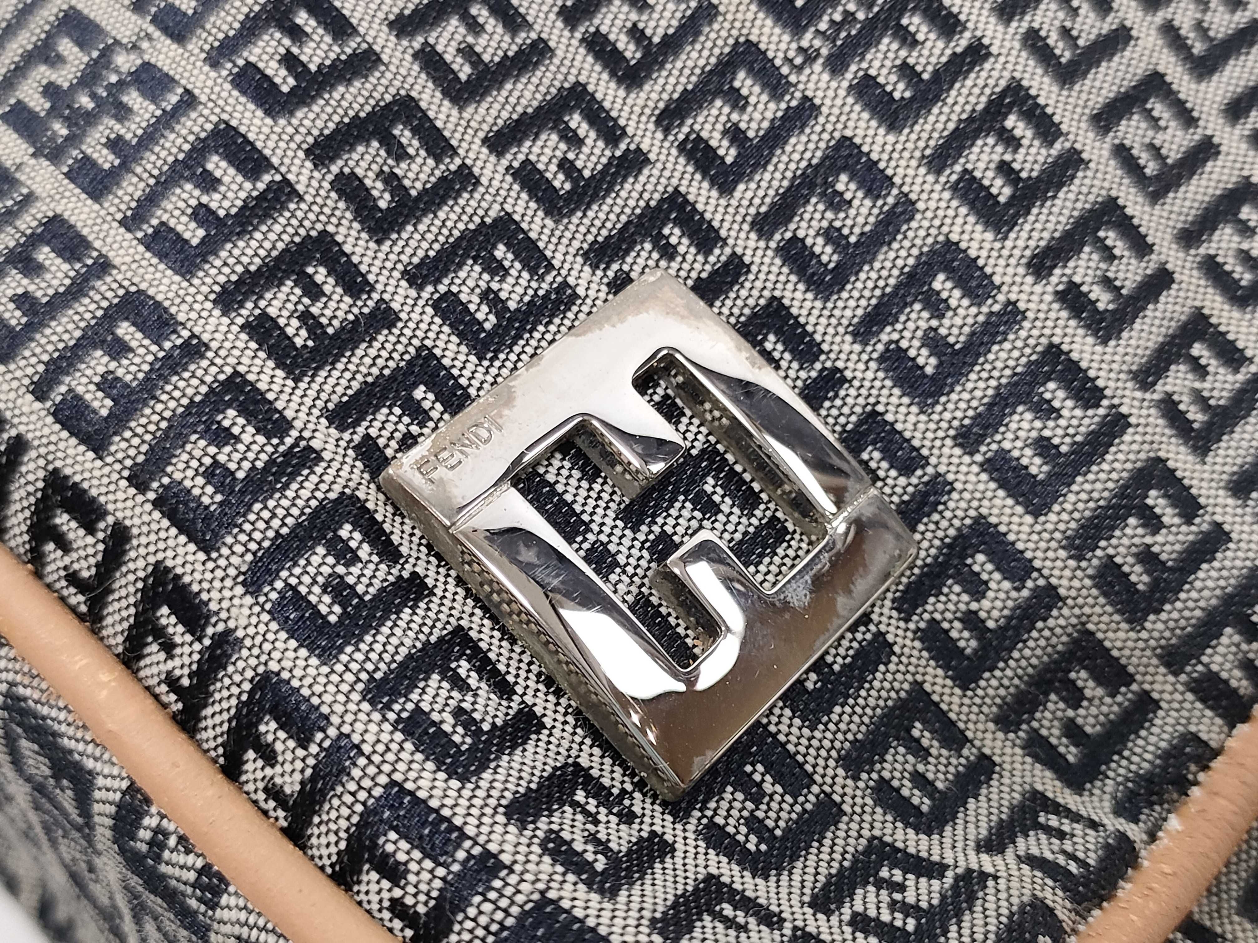 Zucchino Shoulder Bag — view 7