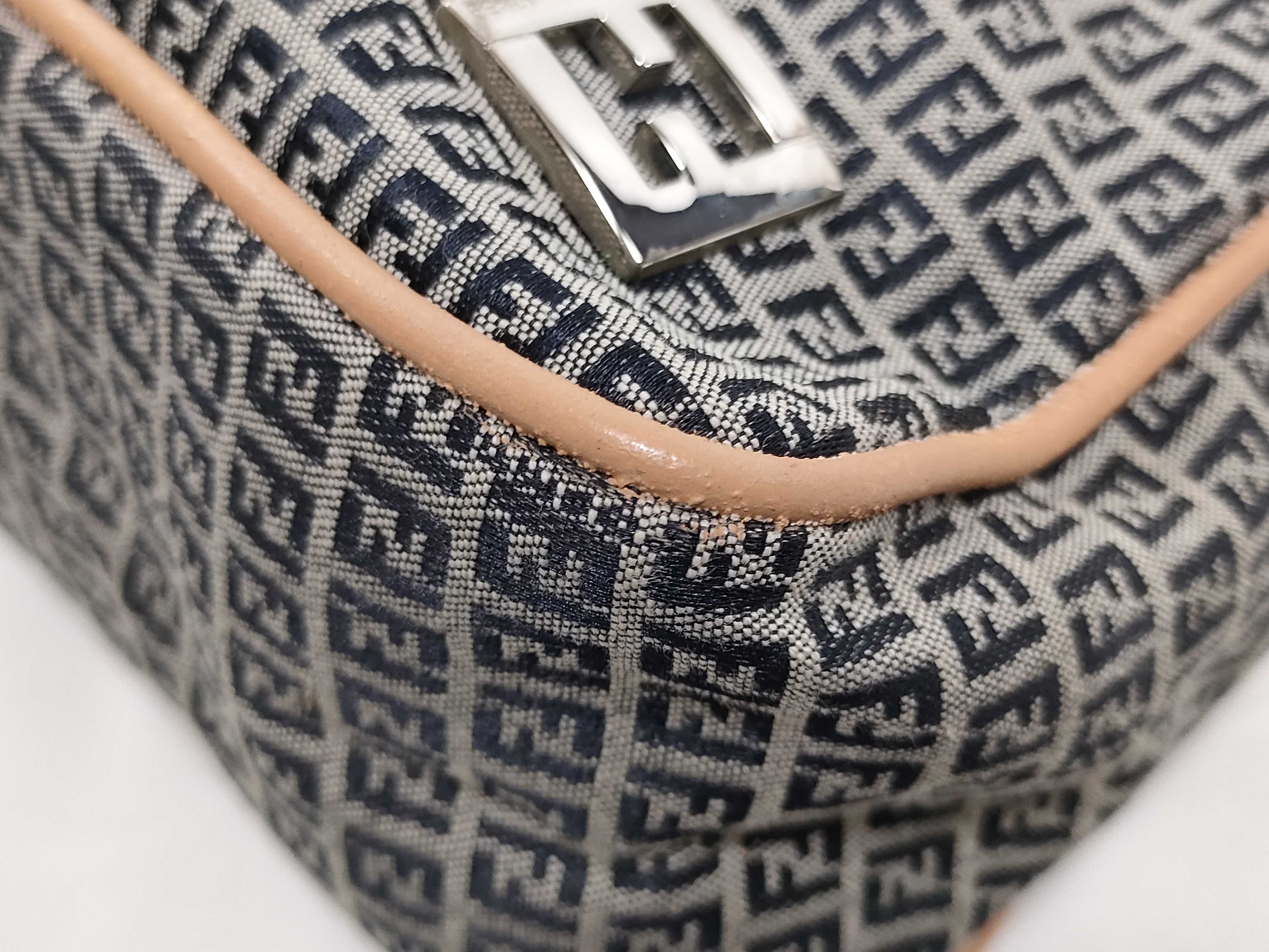 Zucchino Shoulder Bag — view 8