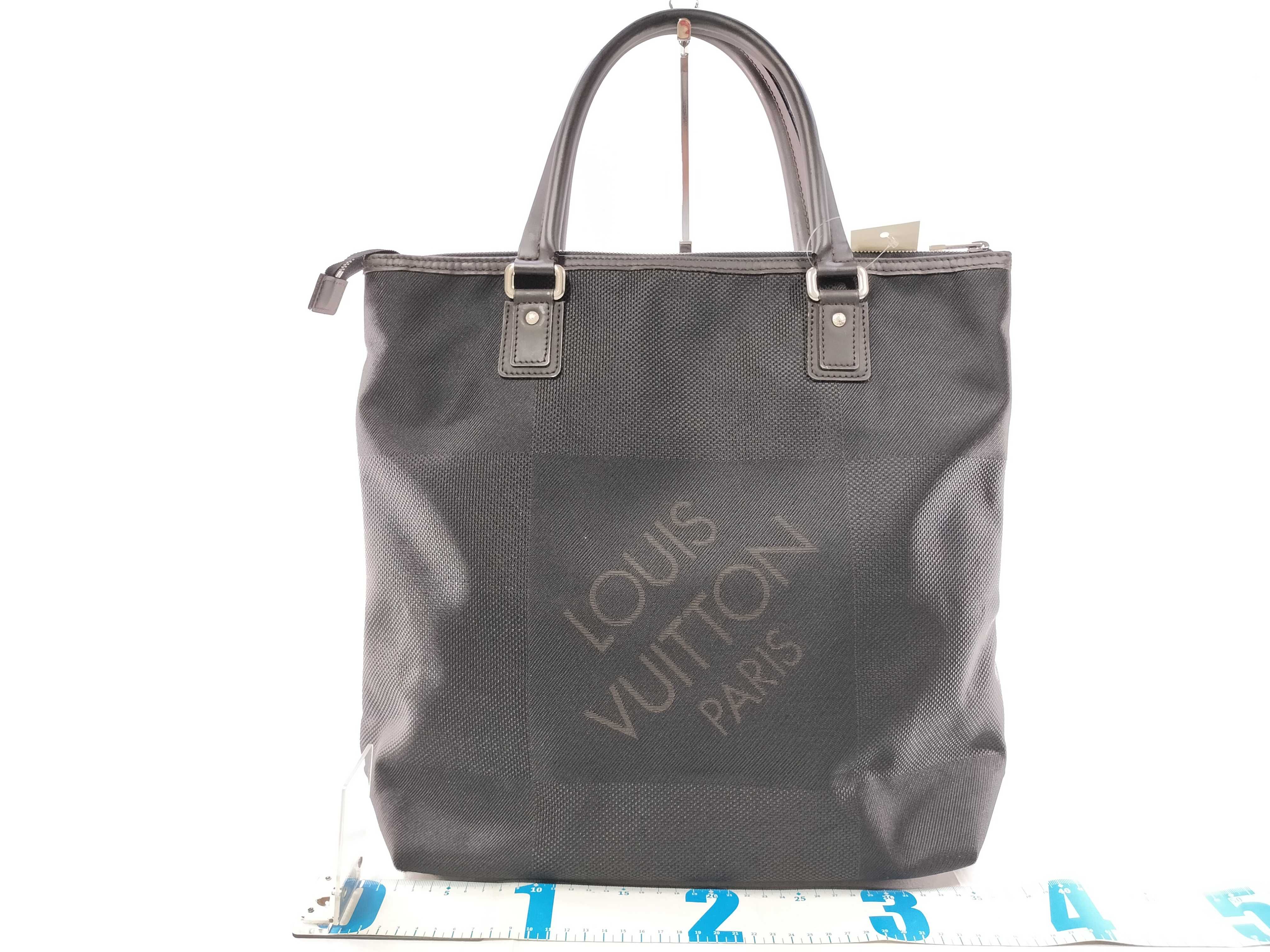 Damier Geant Cougar Tote Bag — view 2