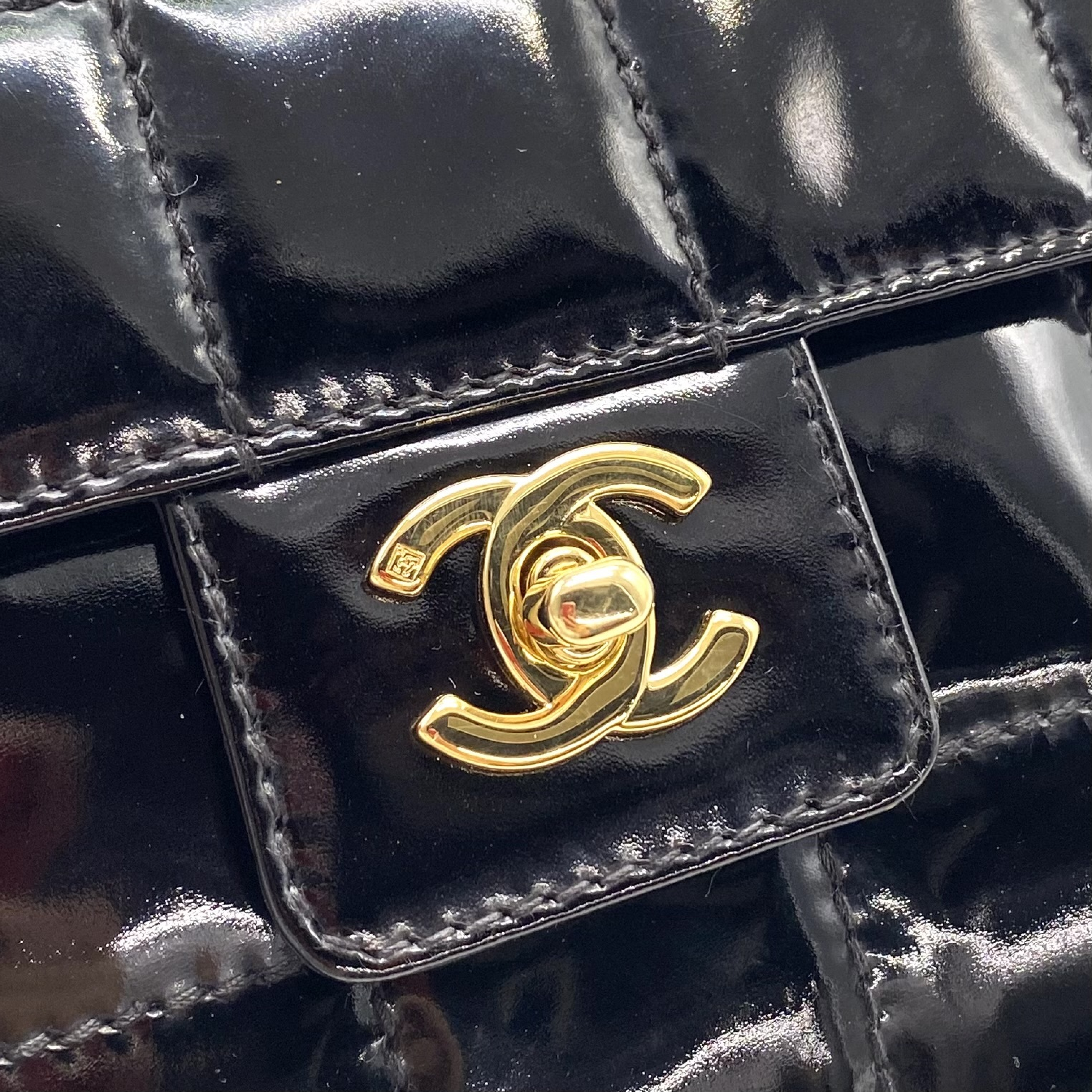 Chocolate Bar Turnlock Coco Mark Patent Leather Chain Shoulder Bag — view 6