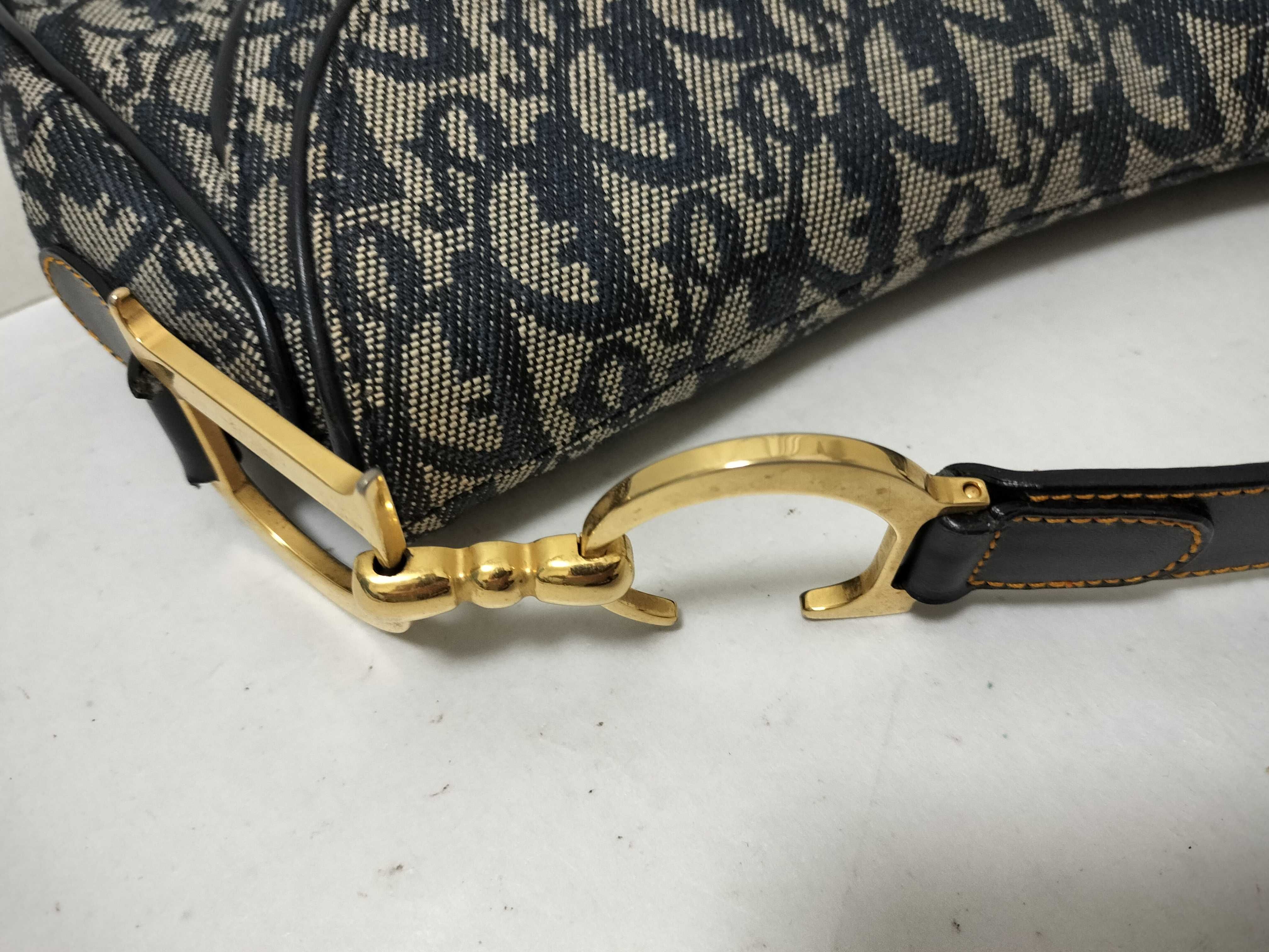 Trotter Christian Double Saddle Bag Trotter Leather Shoulder Bag — view 5