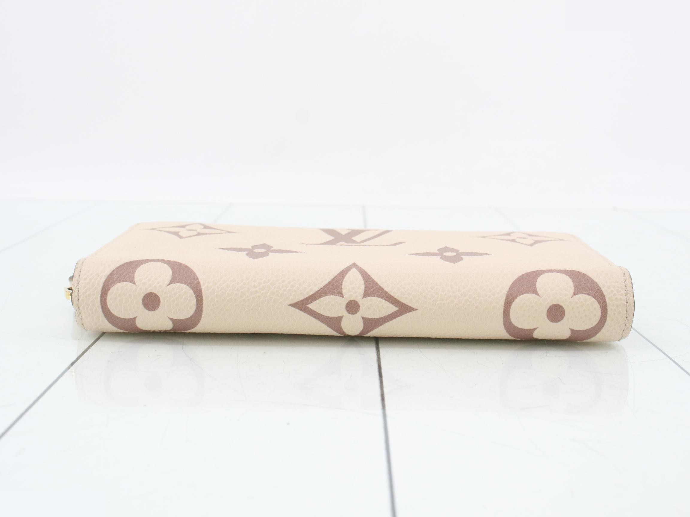 Zippy Wallet — view 3