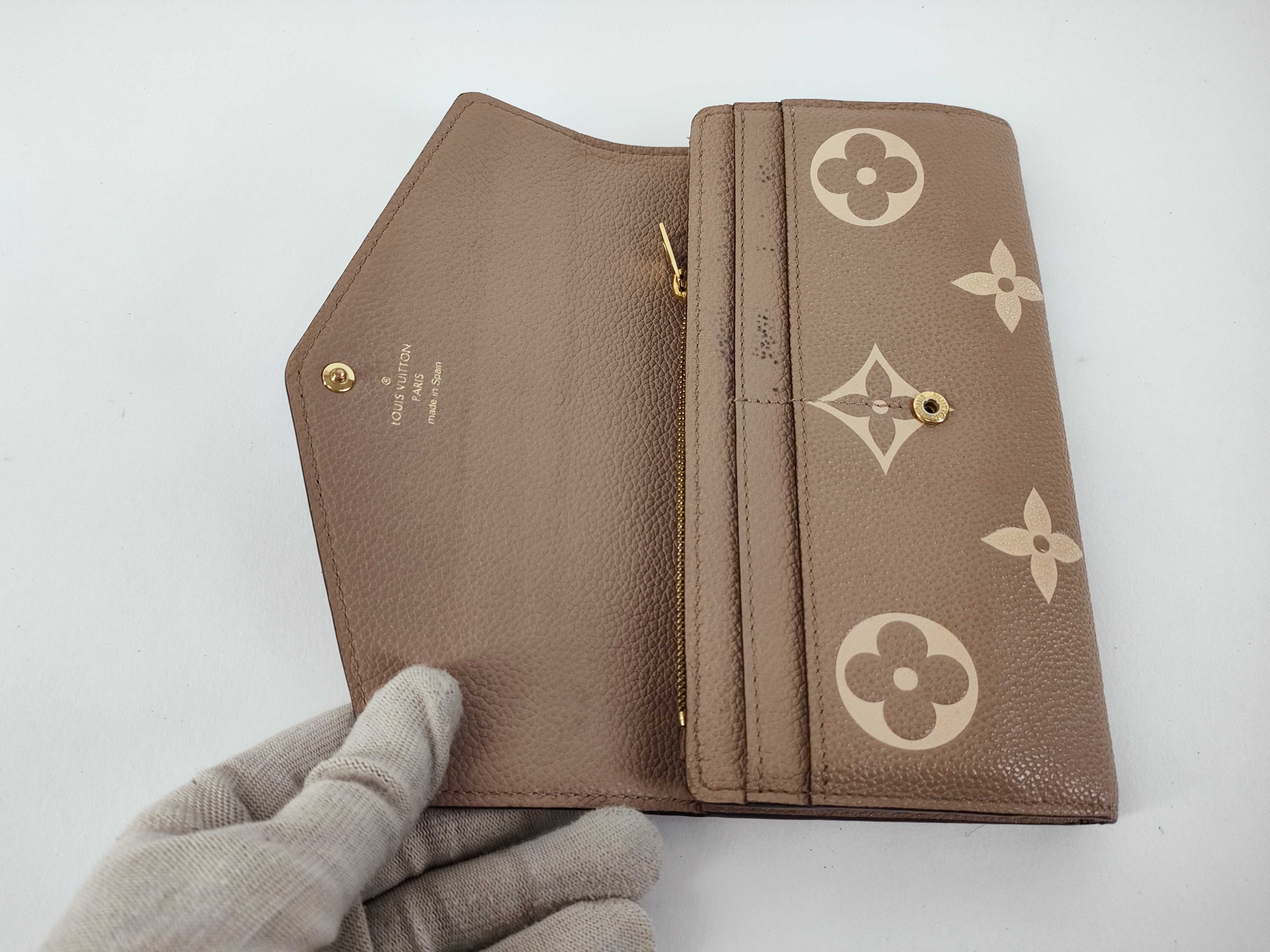 Monogram Empreinte Louis Vuitton Empreinte Portefeuille Sarah Bicolor Tourterelle M81049 RFID Wallet — view 9