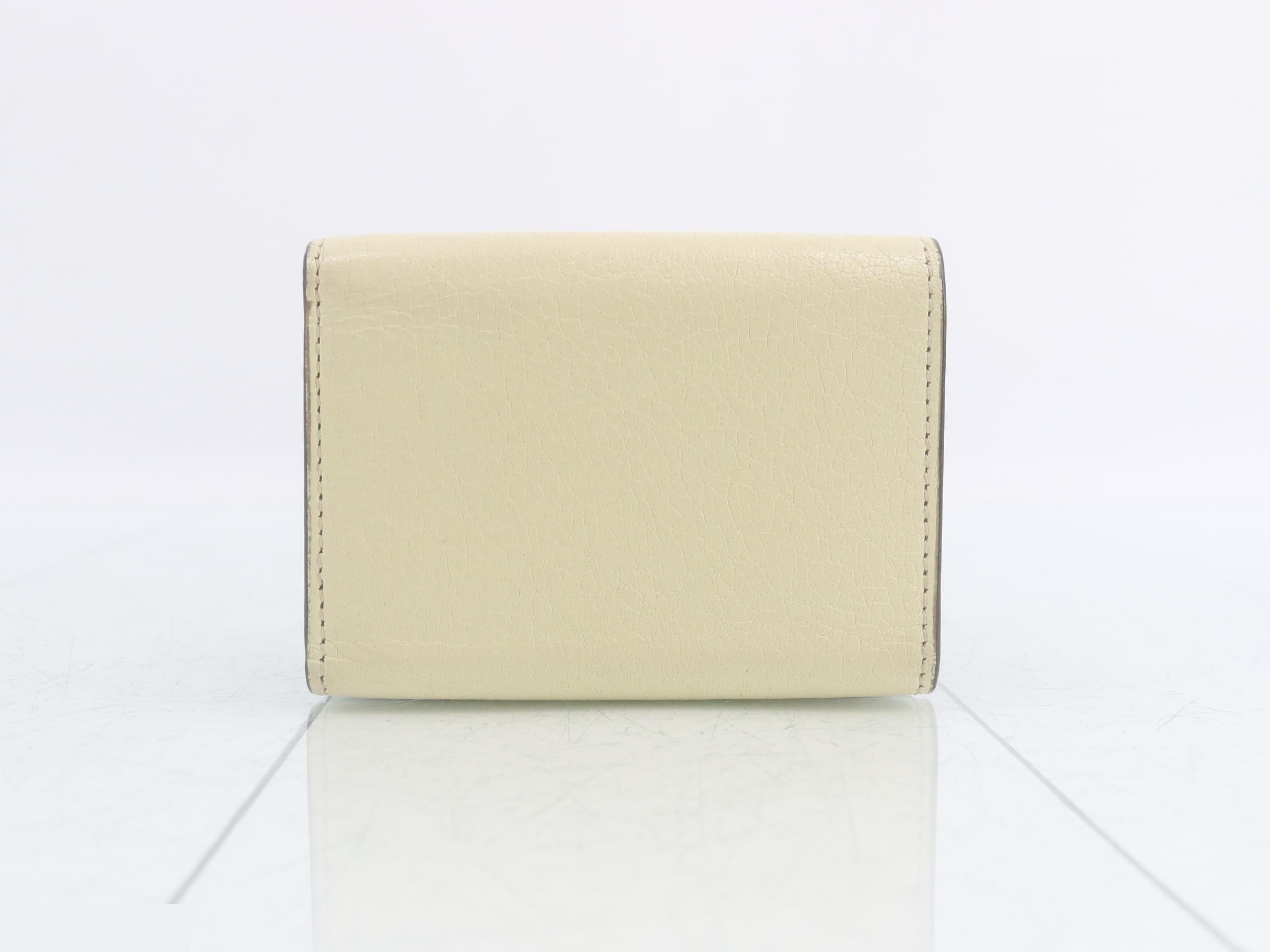 Tri-fold wallet — view 2