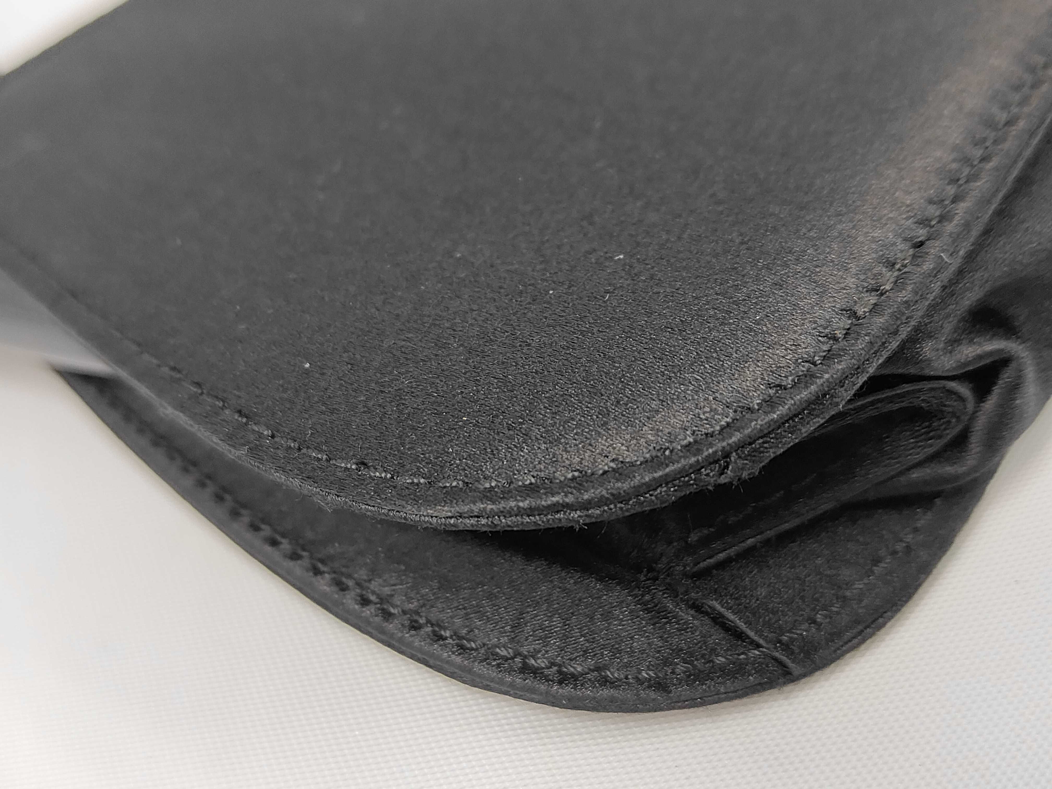 leather coin purse with chain strap shoulder bag — view 4