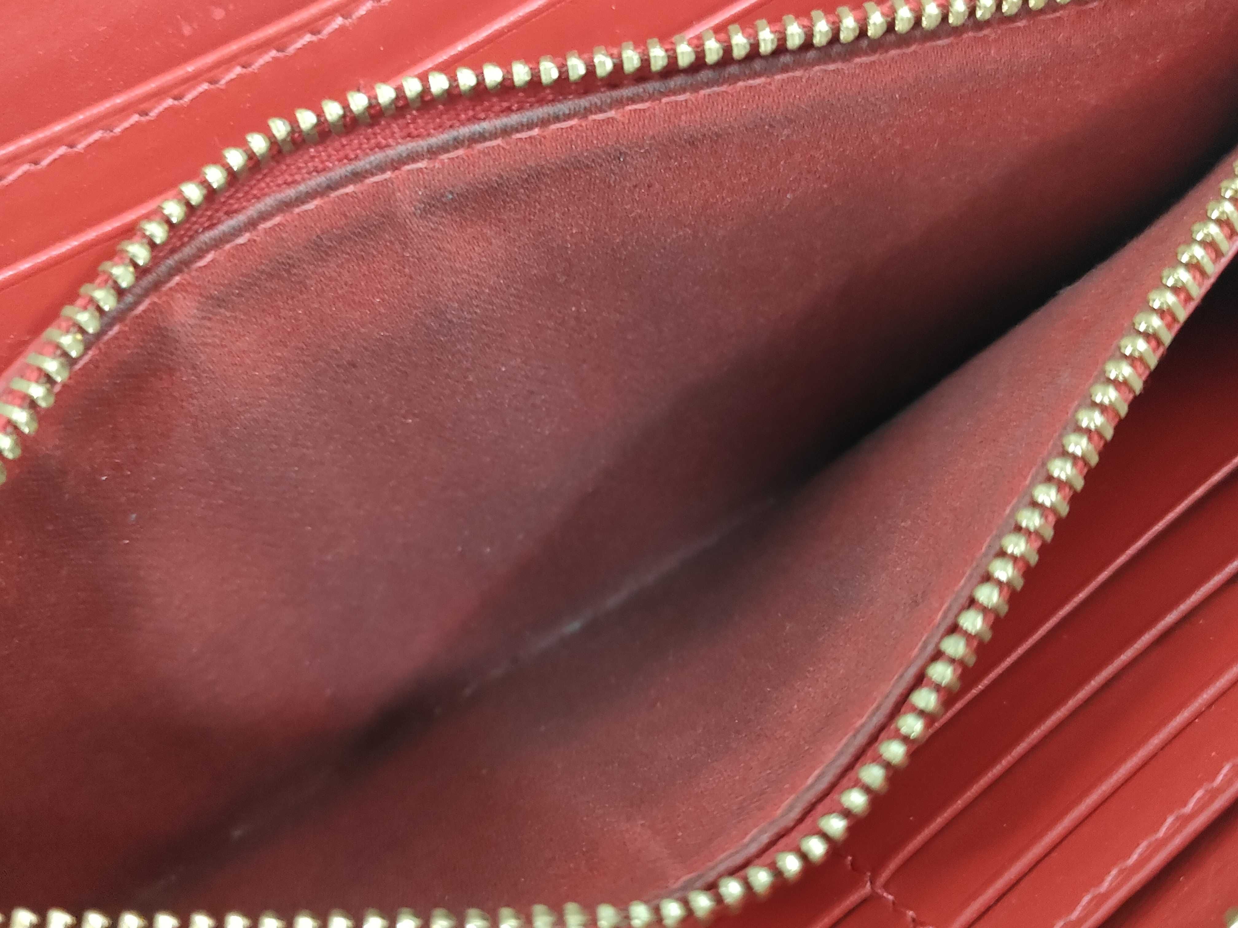 wallet, red wallet — view 10