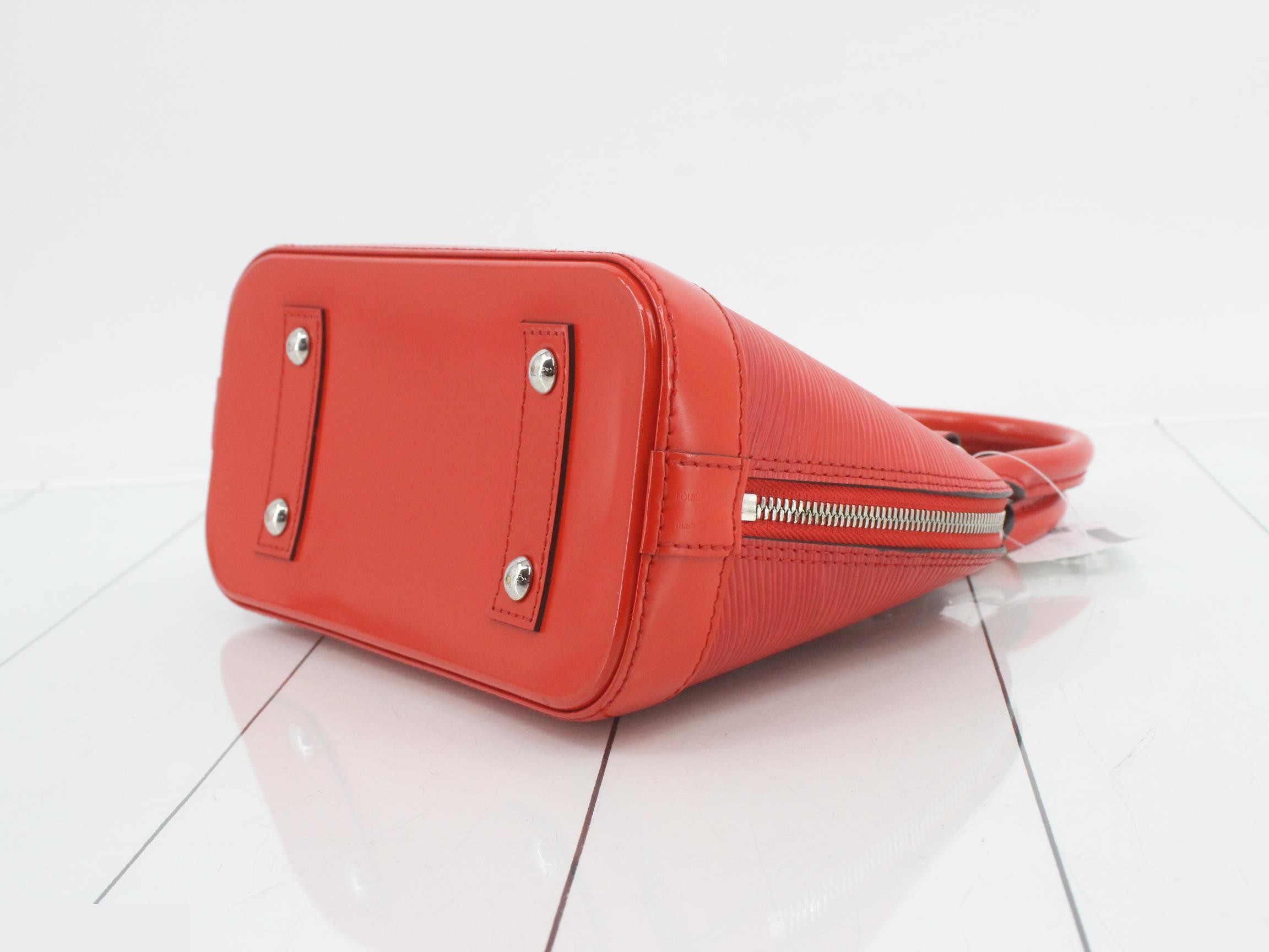 Epi Alma BB Coquelicot 2-Way Handbag — view 6